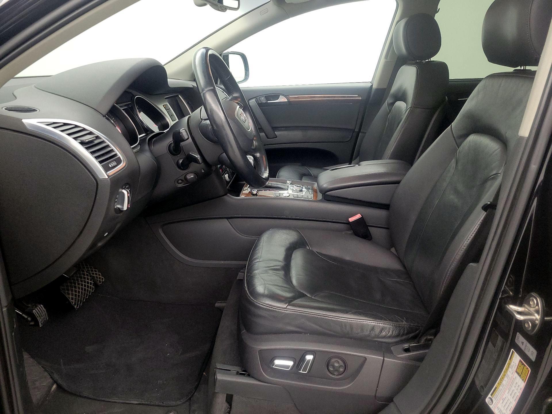 Thumbnail: 2015 Audi Q7 - 11