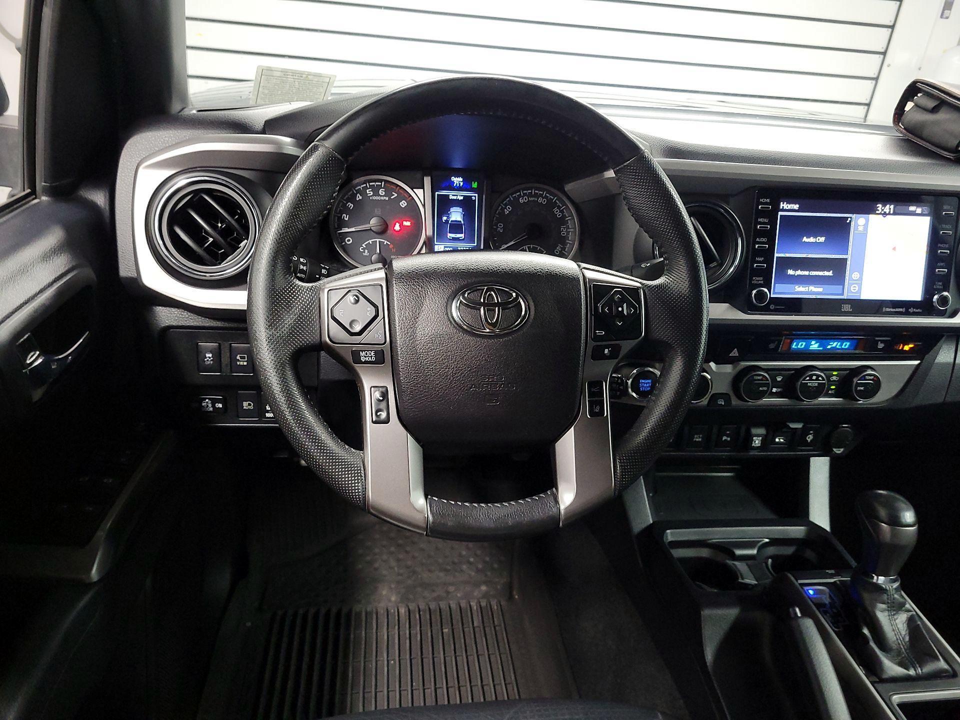 Thumbnail: 2021 Toyota Tacoma - 10