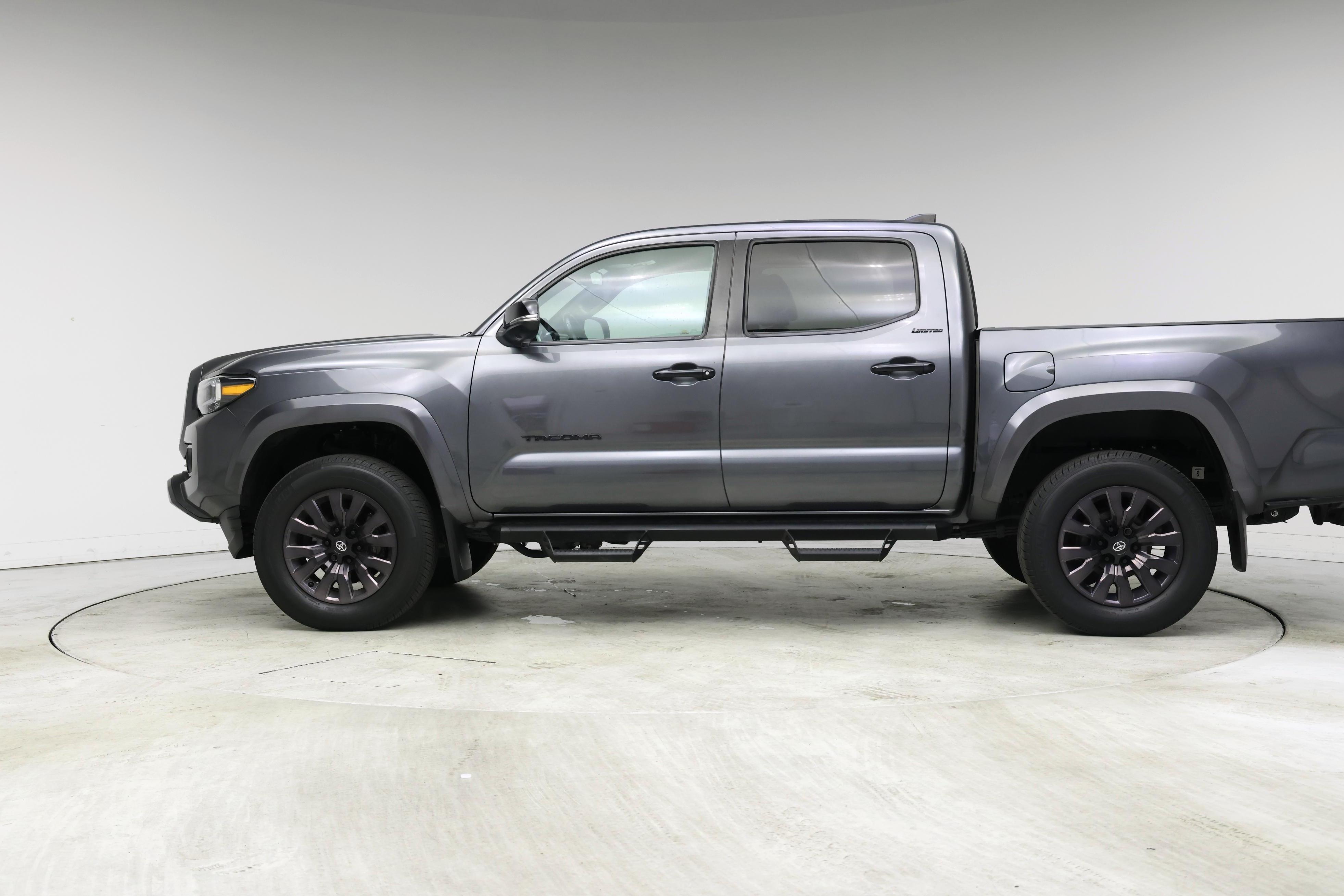 Thumbnail: 2021 Toyota Tacoma - 3