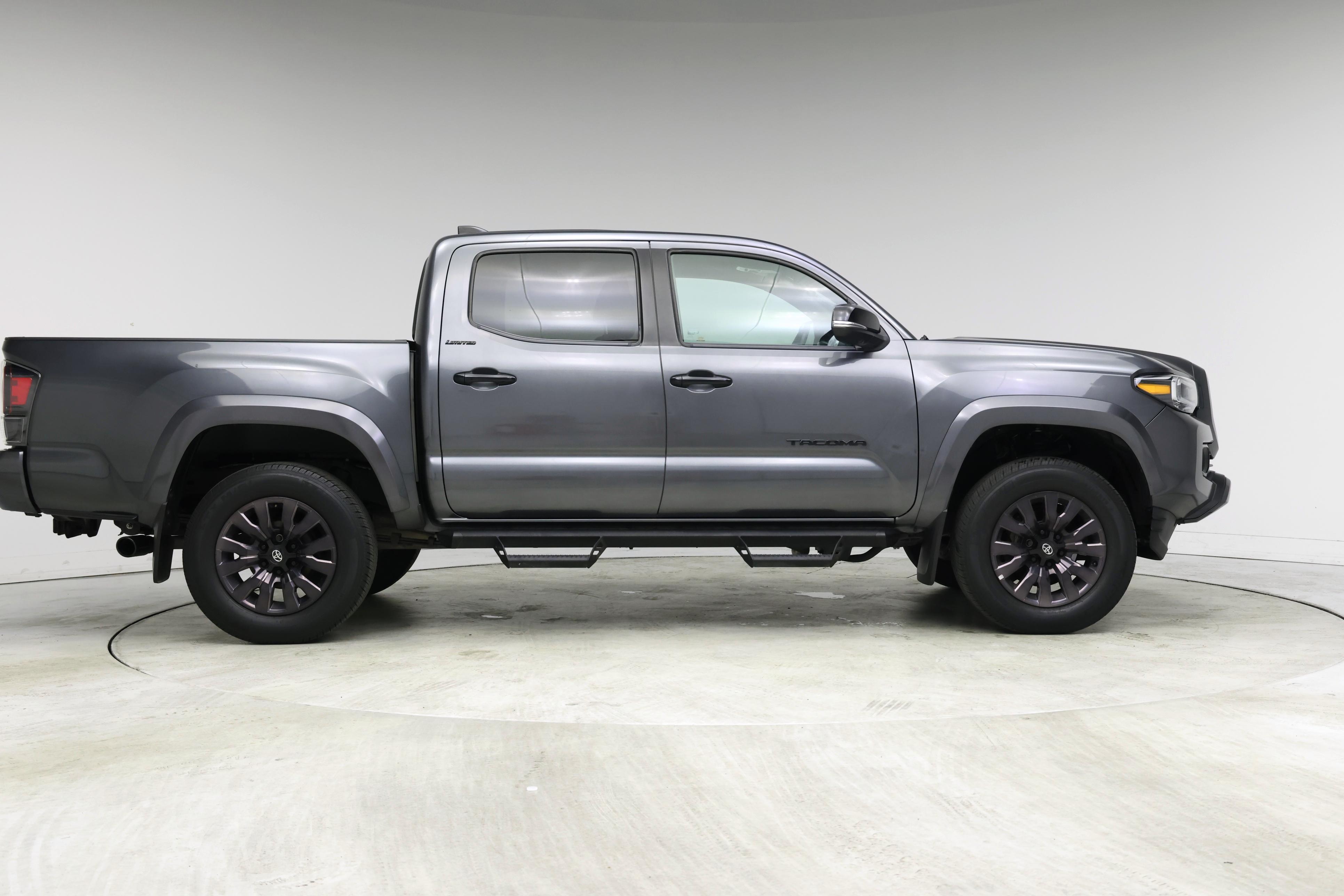 Thumbnail: 2021 Toyota Tacoma - 7