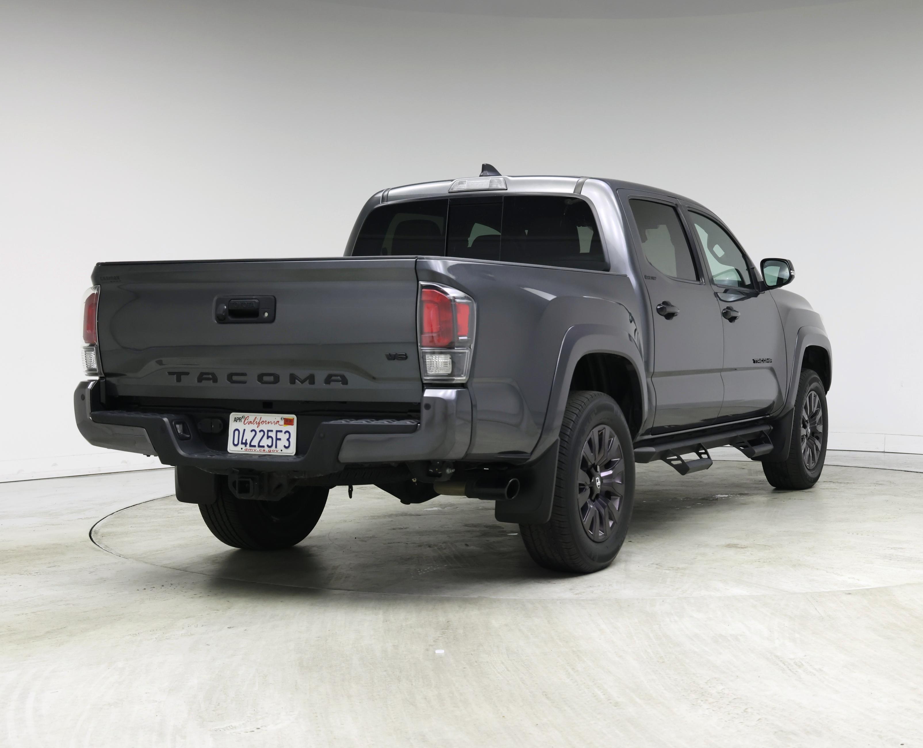Thumbnail: 2021 Toyota Tacoma - 8