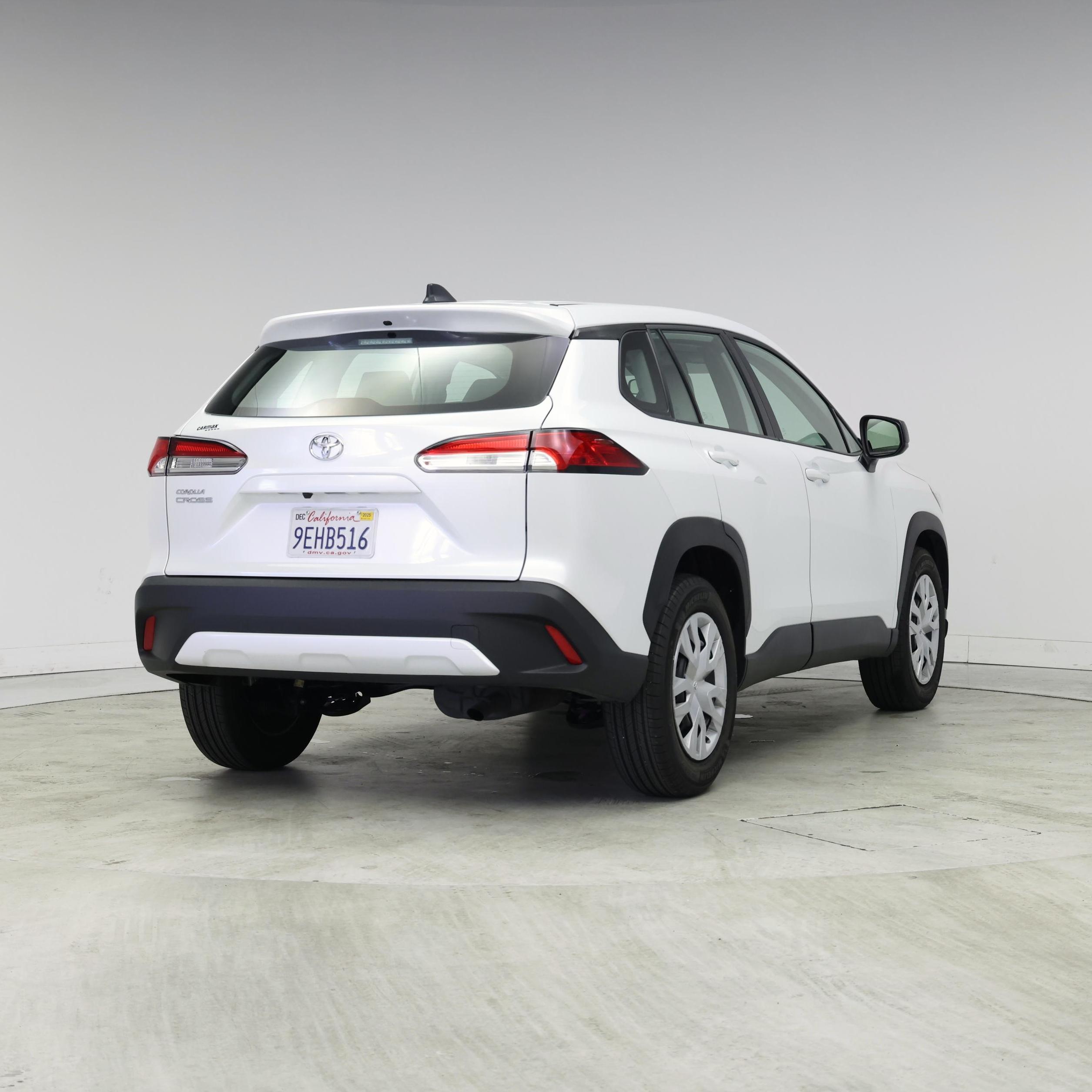 Thumbnail: 2023 Toyota Corolla Cross - 8