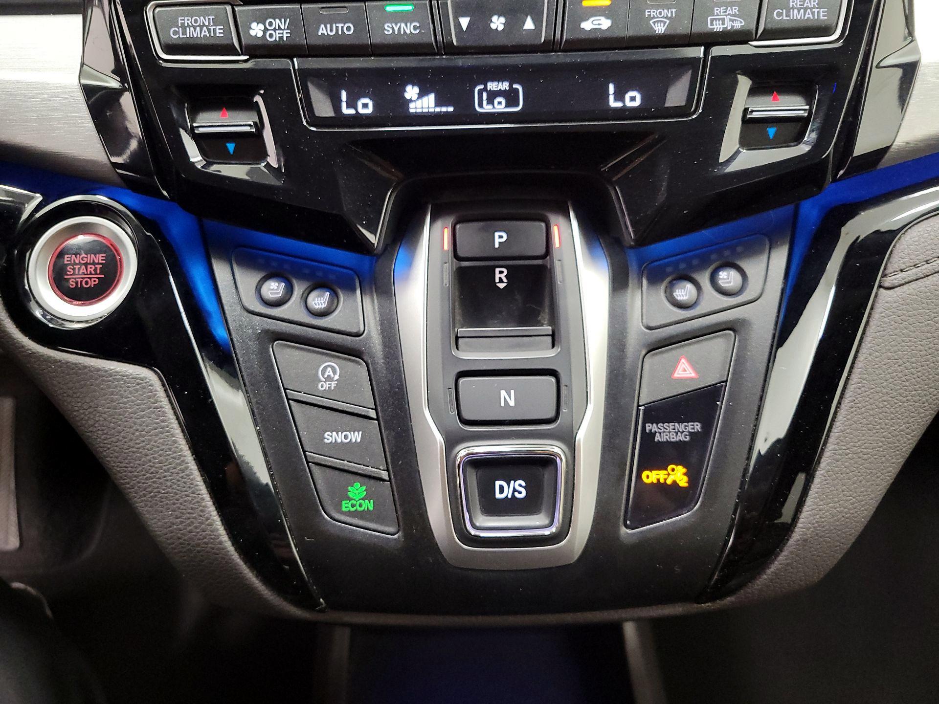 Thumbnail: 2018 Honda Odyssey - 18