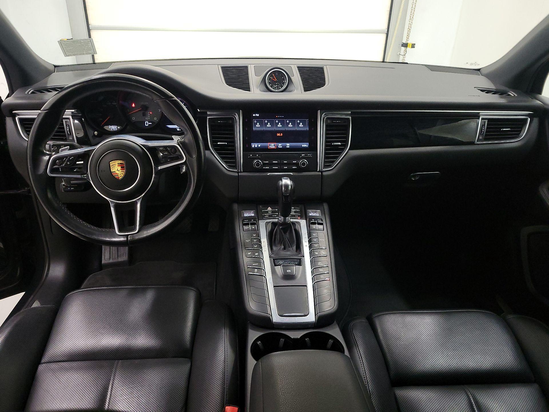 Thumbnail: 2018 Porsche Macan - 9