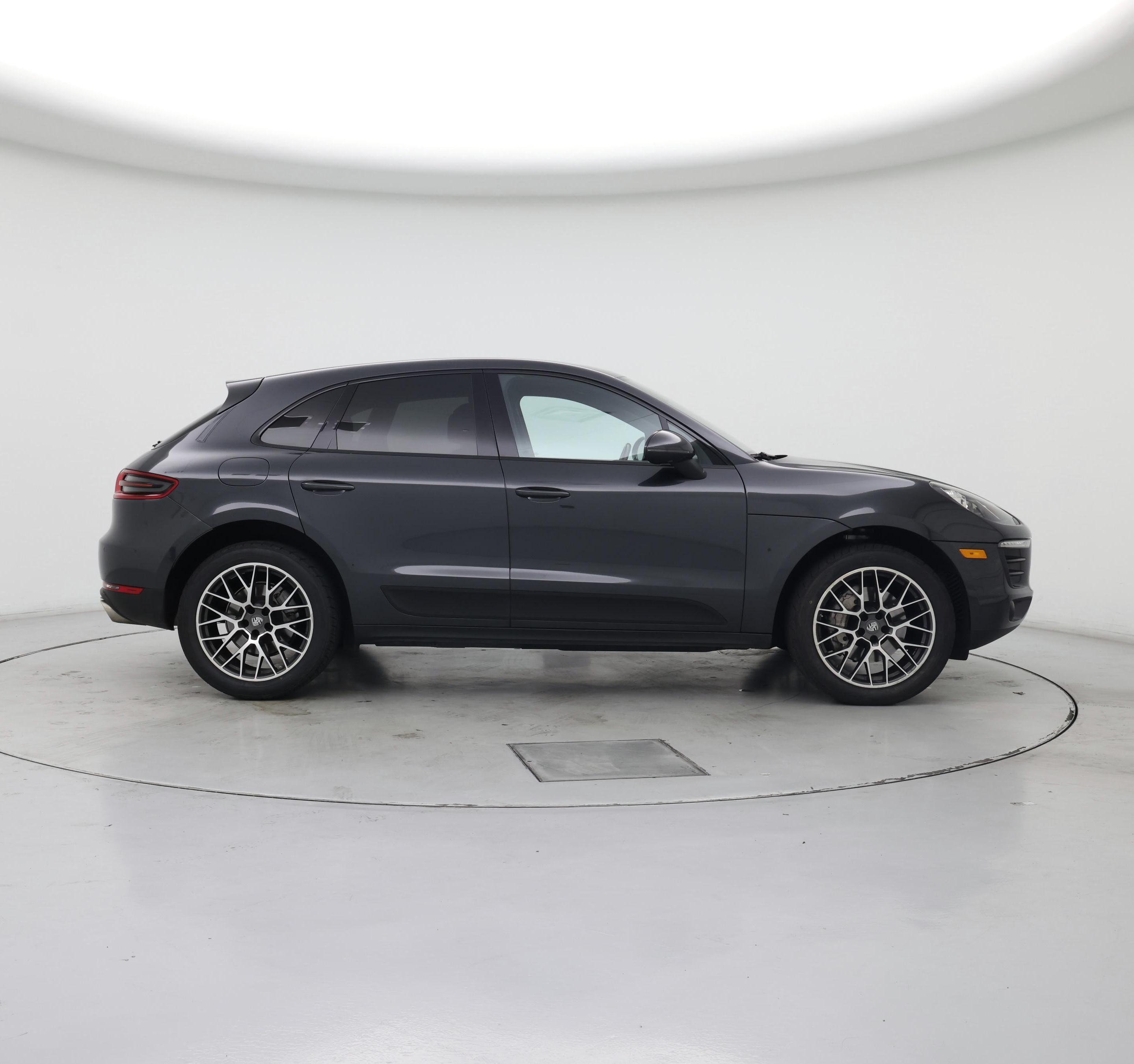 Thumbnail: 2018 Porsche Macan - 7
