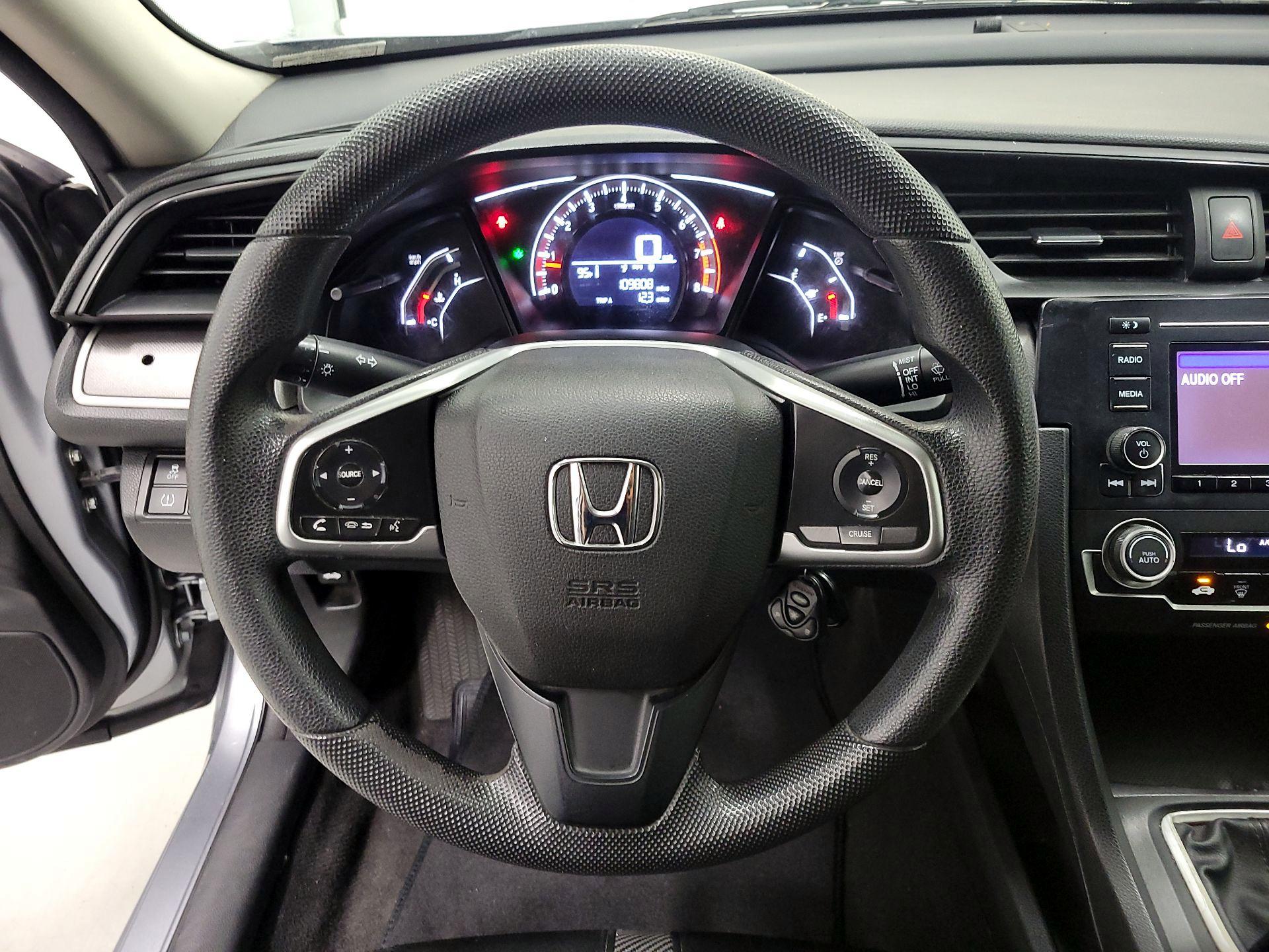 Thumbnail: 2017 Honda Civic - 10