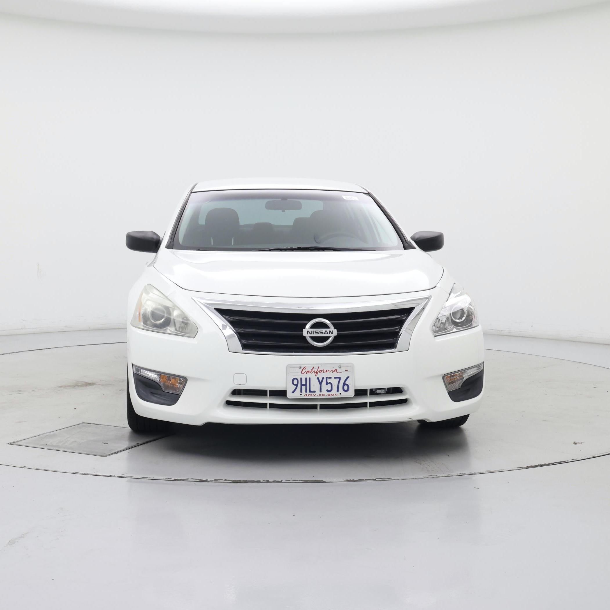 Thumbnail: 2015 Nissan Altima - 5