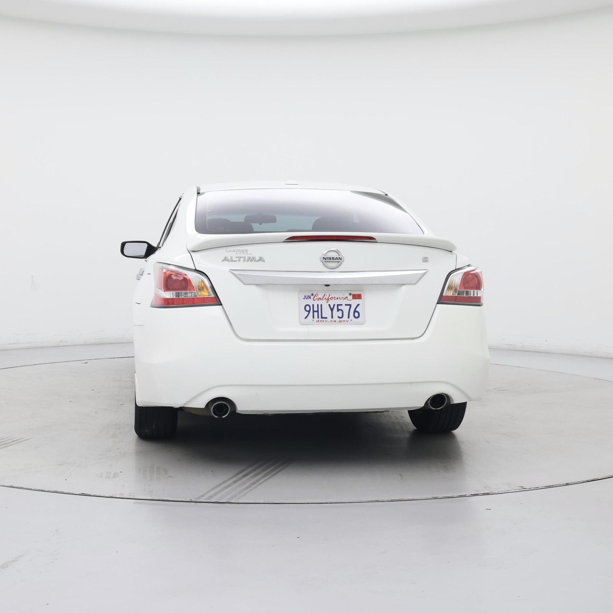 Thumbnail: 2015 Nissan Altima - 6
