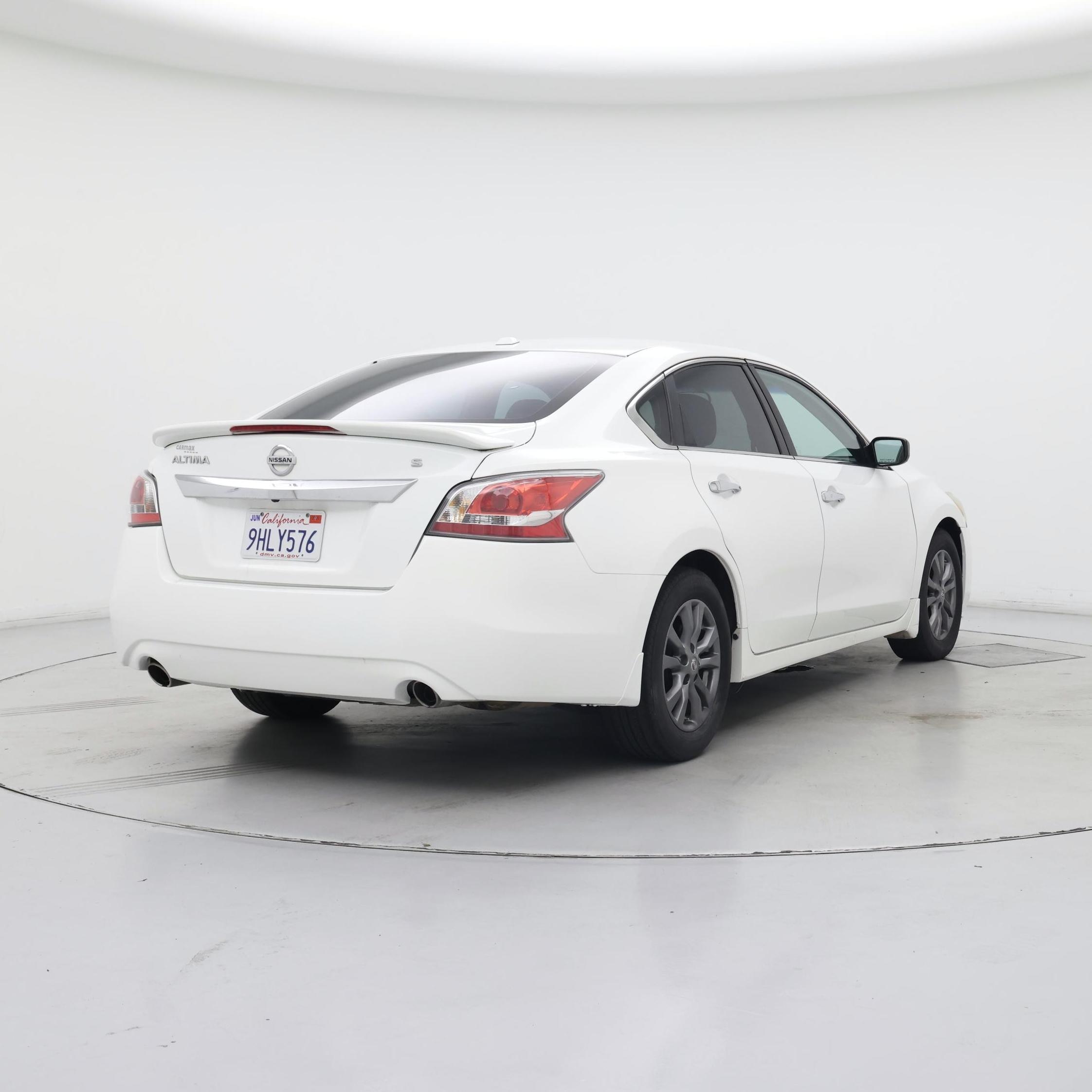 Thumbnail: 2015 Nissan Altima - 8