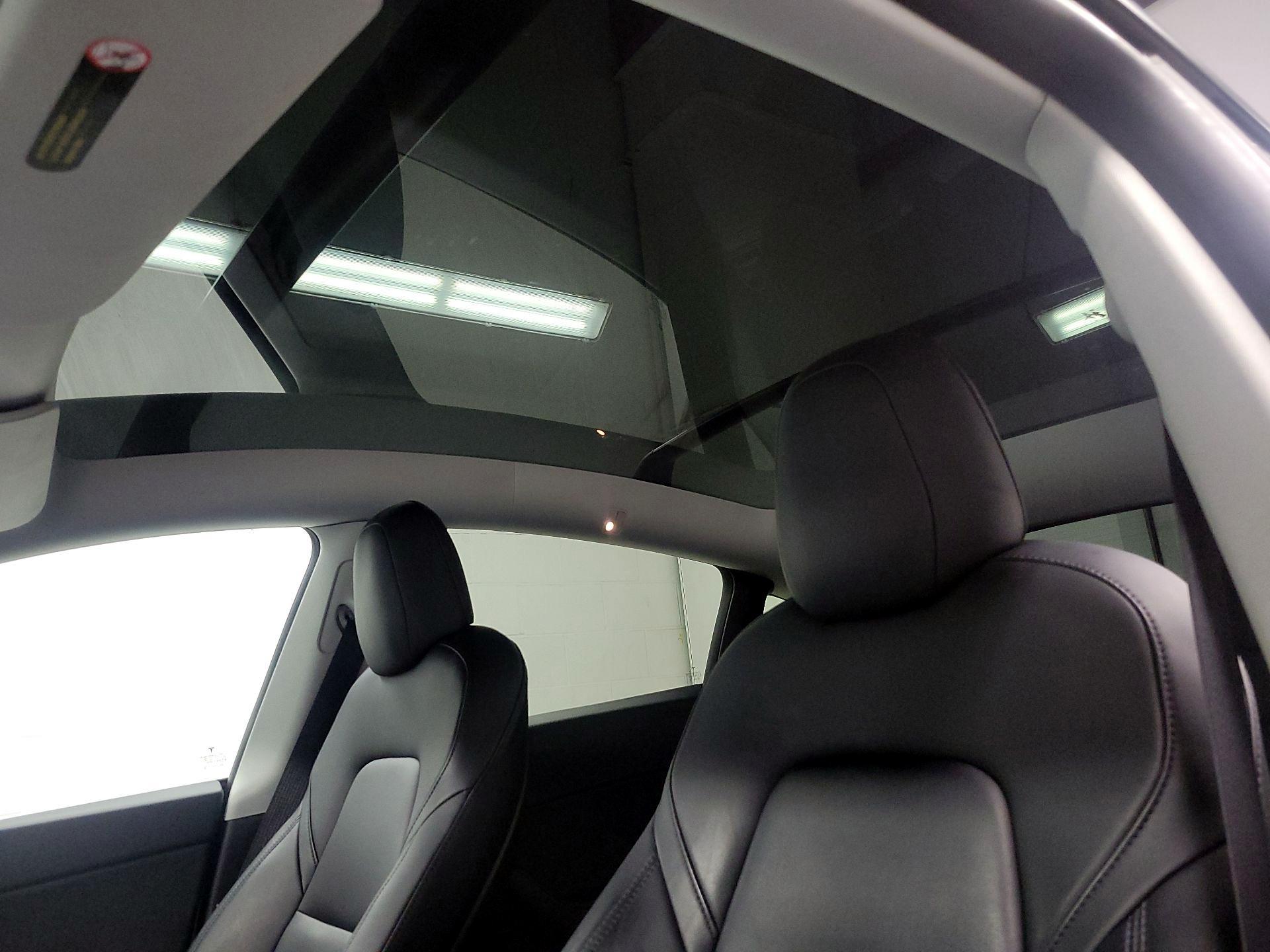 Thumbnail: 2021 Tesla Model Y - 19