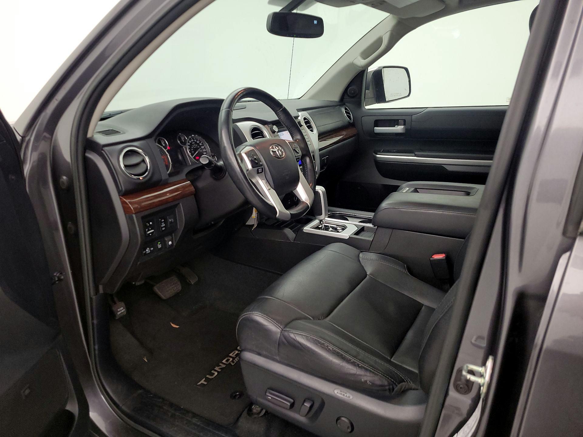 Thumbnail: 2015 Toyota Tundra - 11
