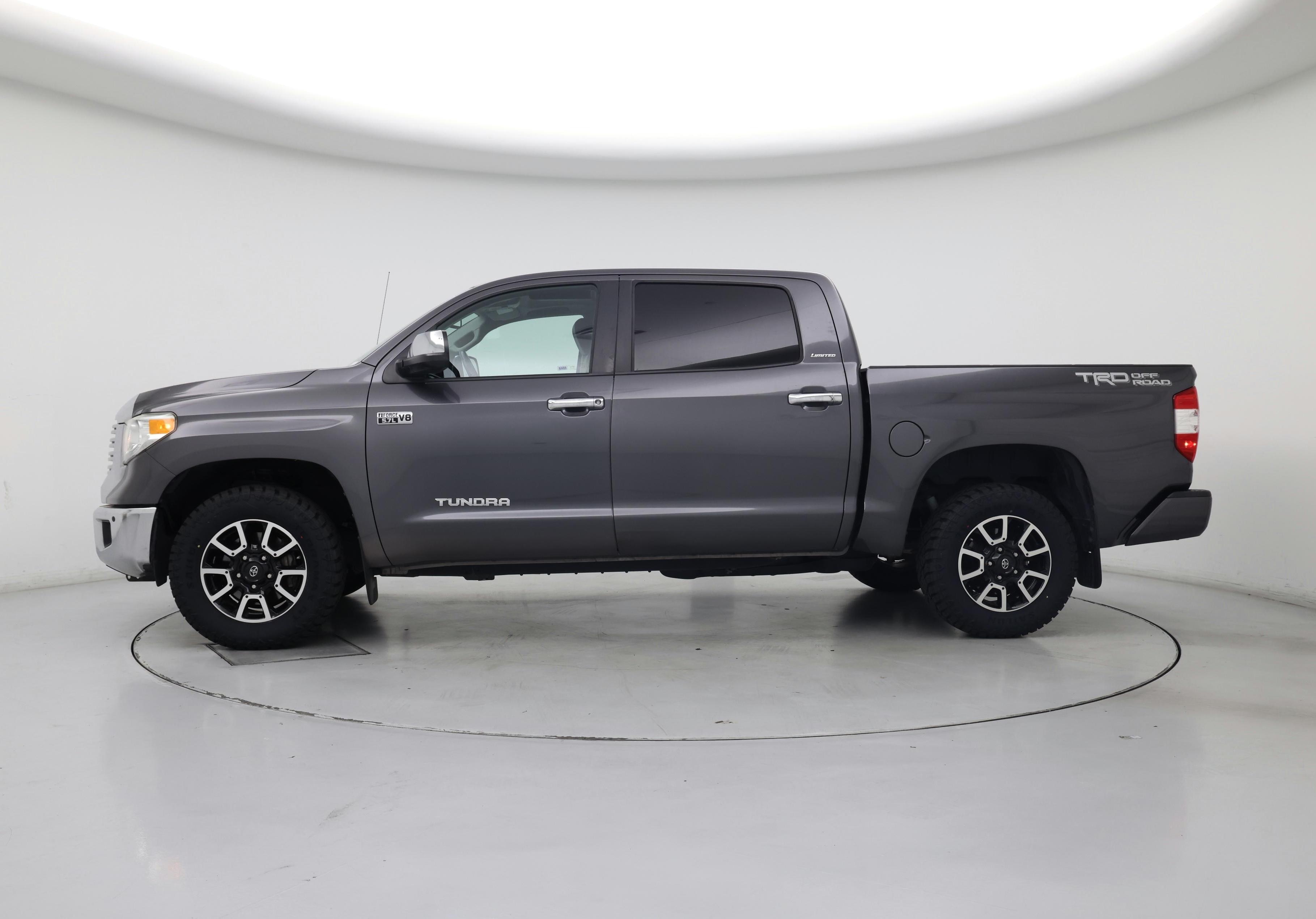 Thumbnail: 2015 Toyota Tundra - 3