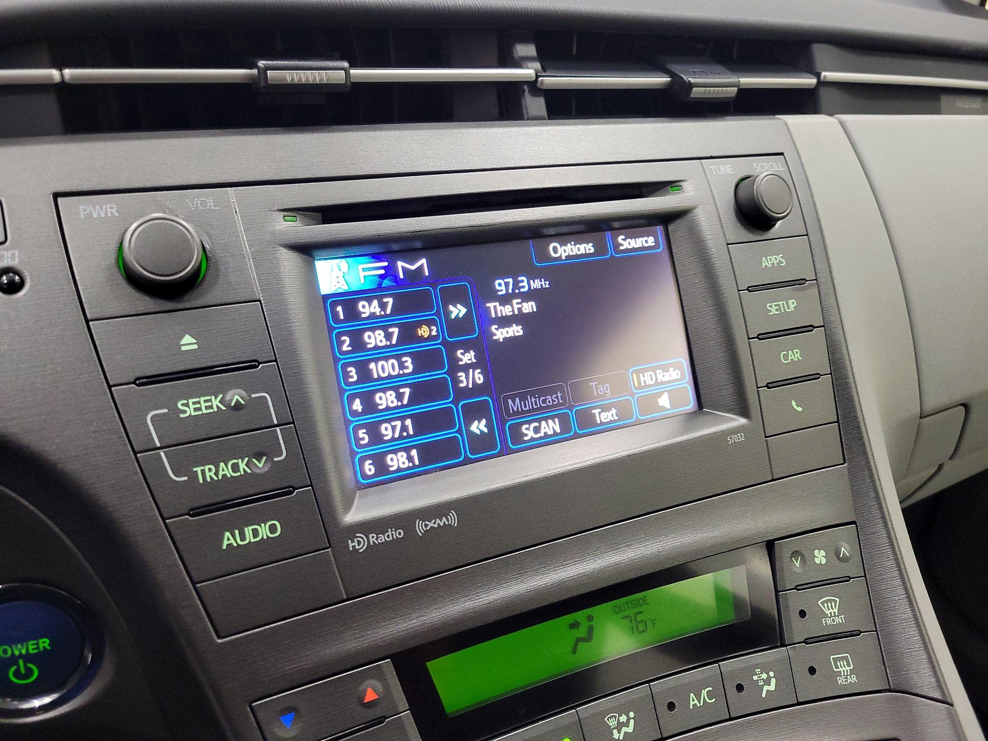 Thumbnail: 2013 Toyota Prius - 15