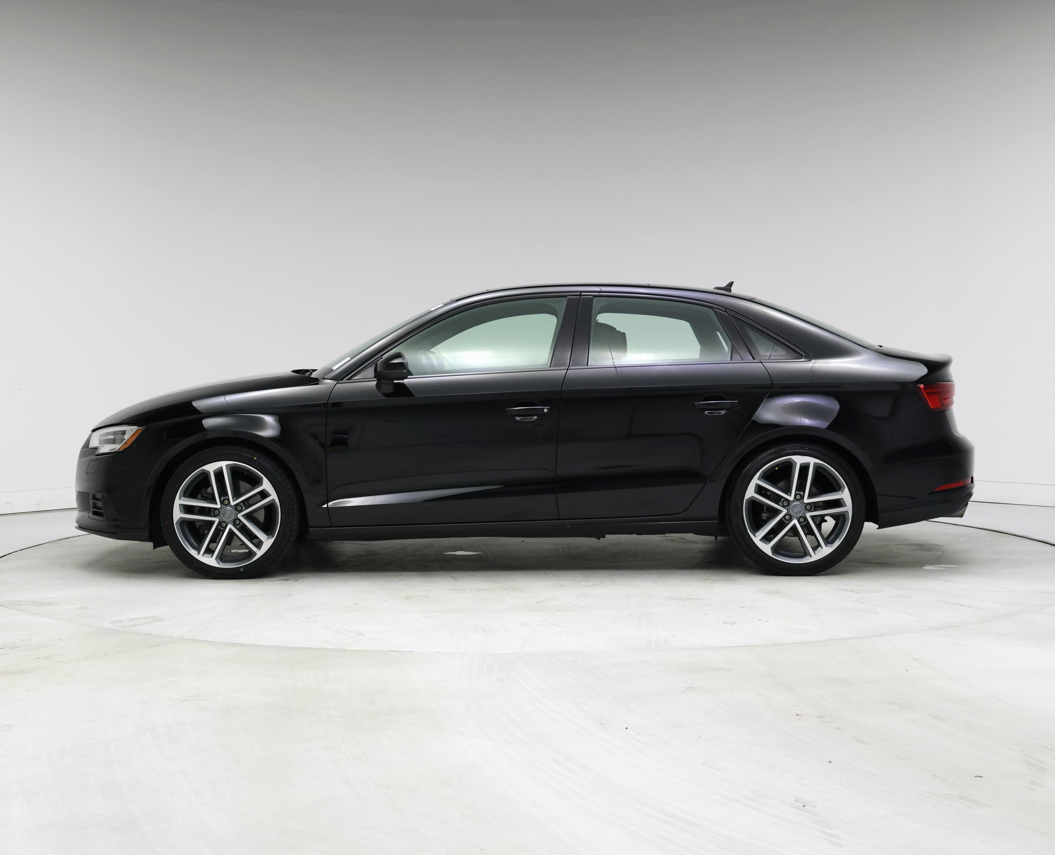 Thumbnail: 2019 Audi A3 - 3