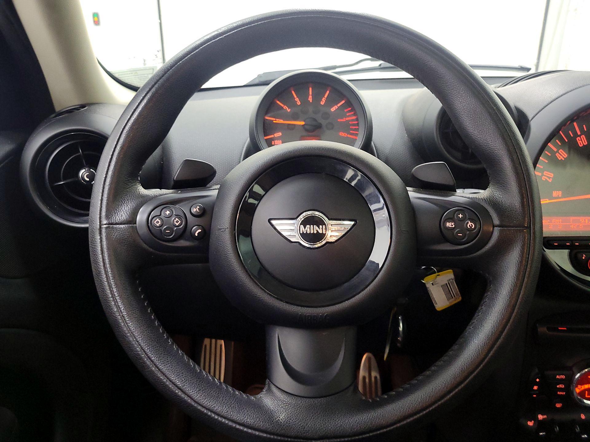 Thumbnail: 2015 MINI Cooper Countryman - 10