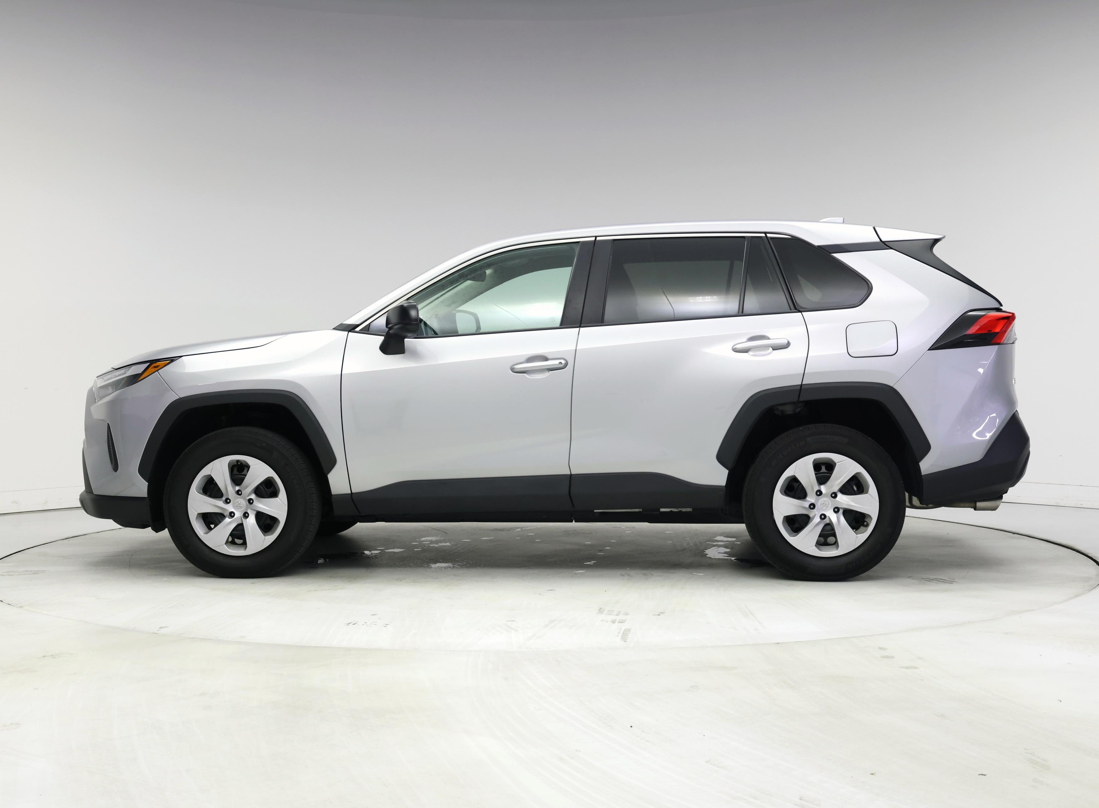 Thumbnail: 2023 Toyota RAV4 - 3