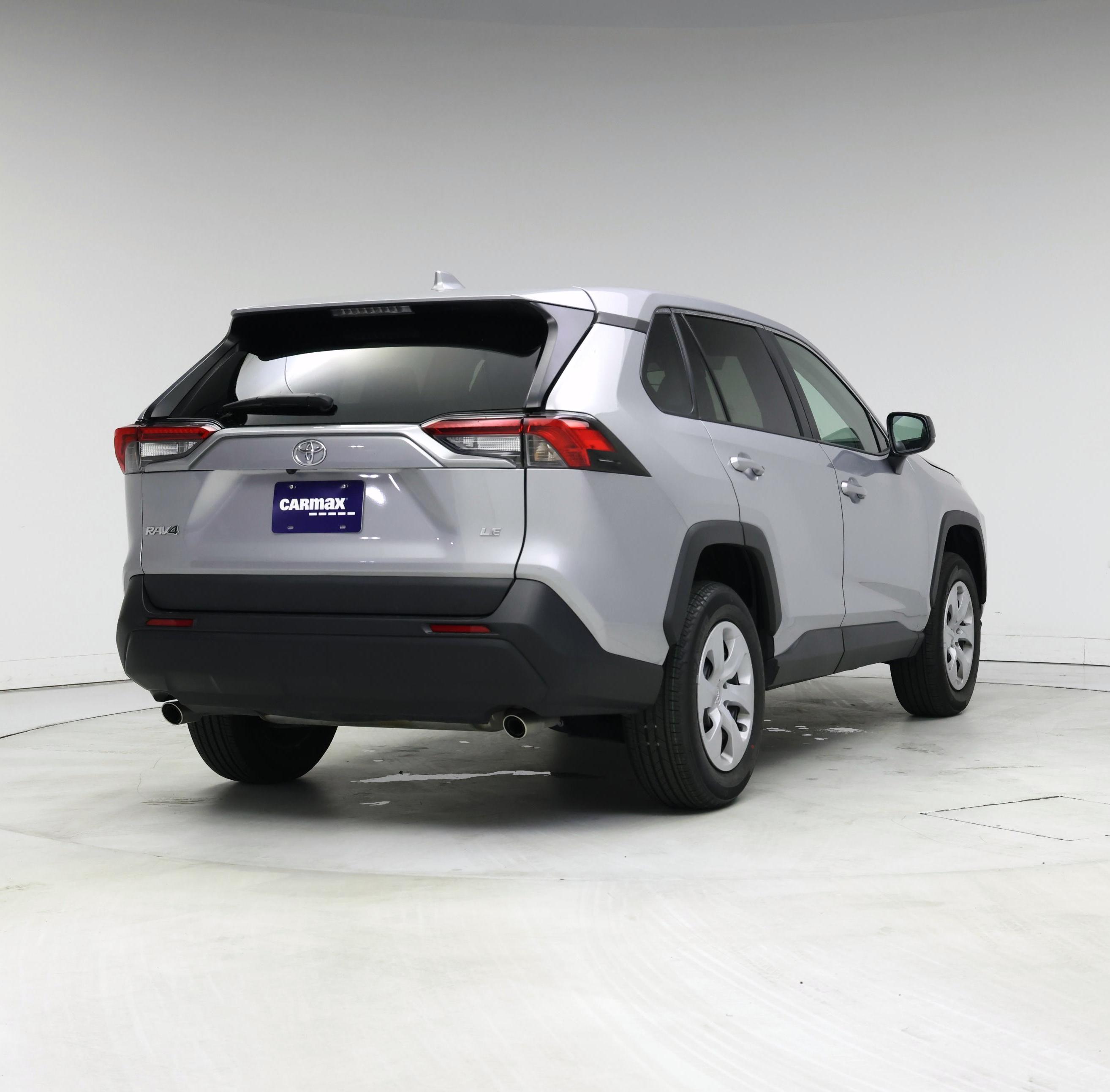 Thumbnail: 2023 Toyota RAV4 - 8