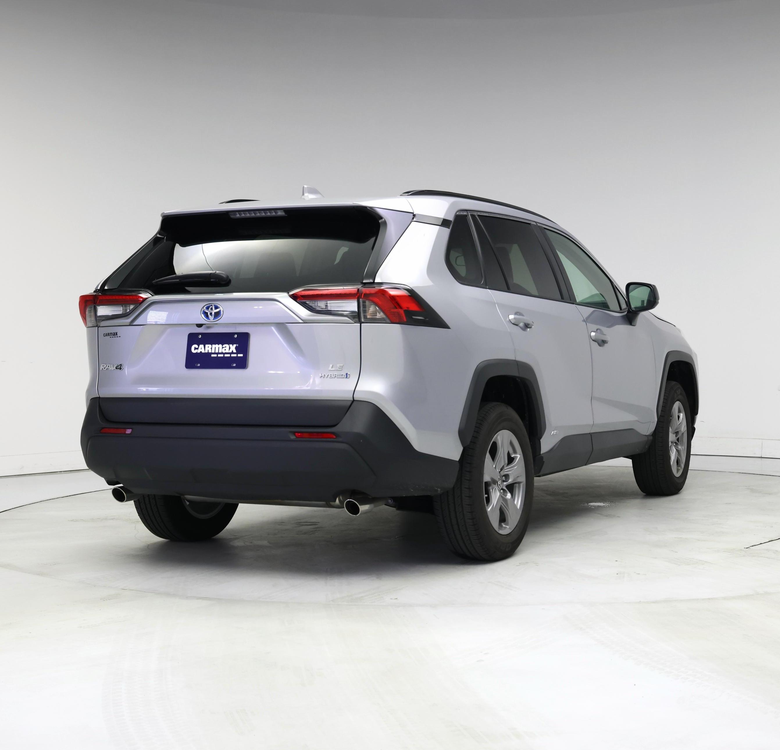 Thumbnail: 2024 Toyota RAV4 - 8