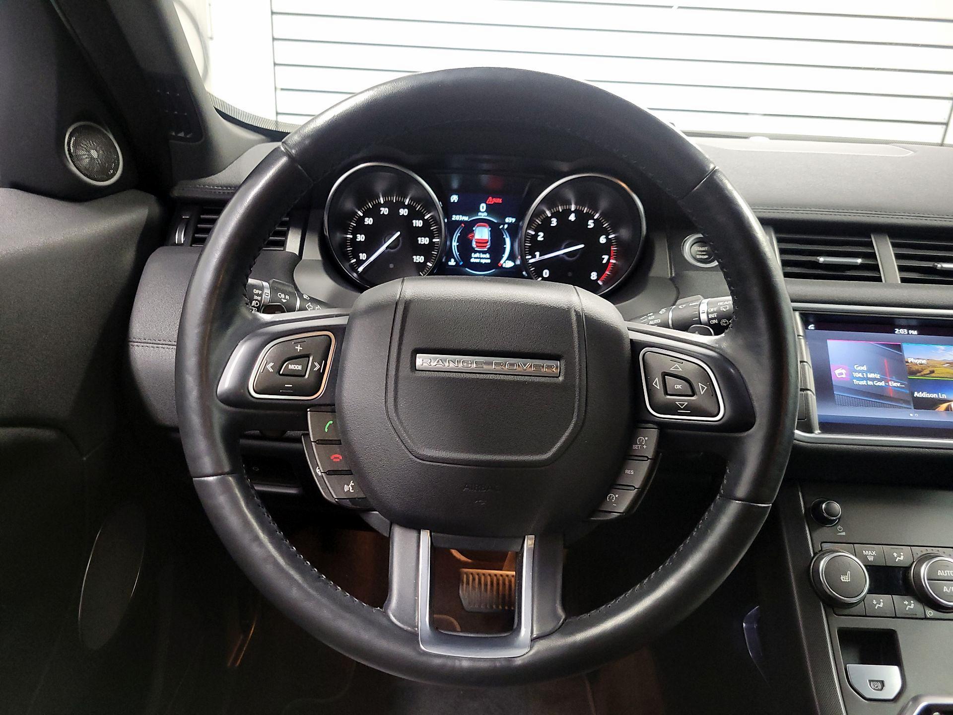 Thumbnail: 2019 Land Rover Range Rover Evoque - 10