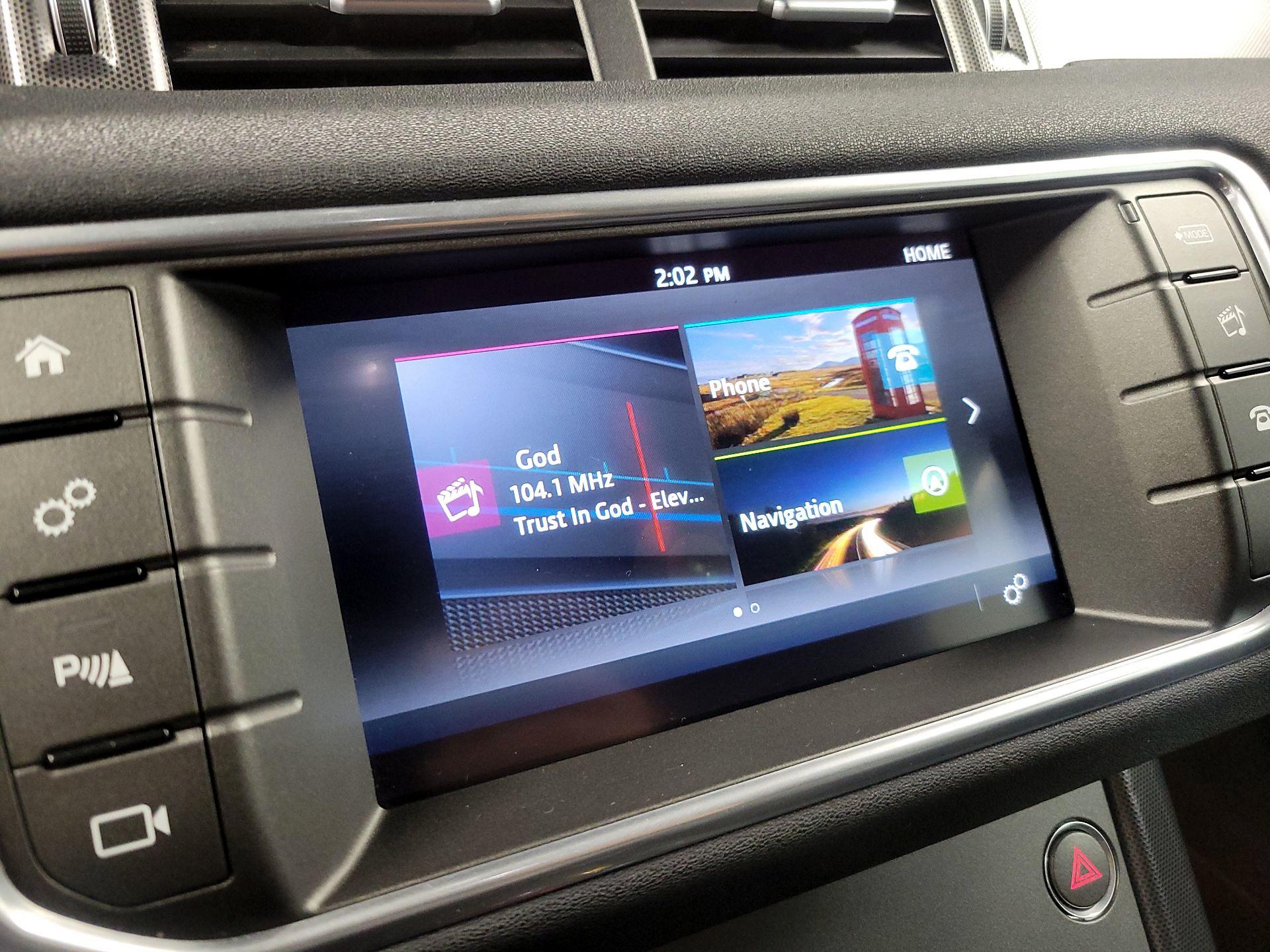 Thumbnail: 2019 Land Rover Range Rover Evoque - 14