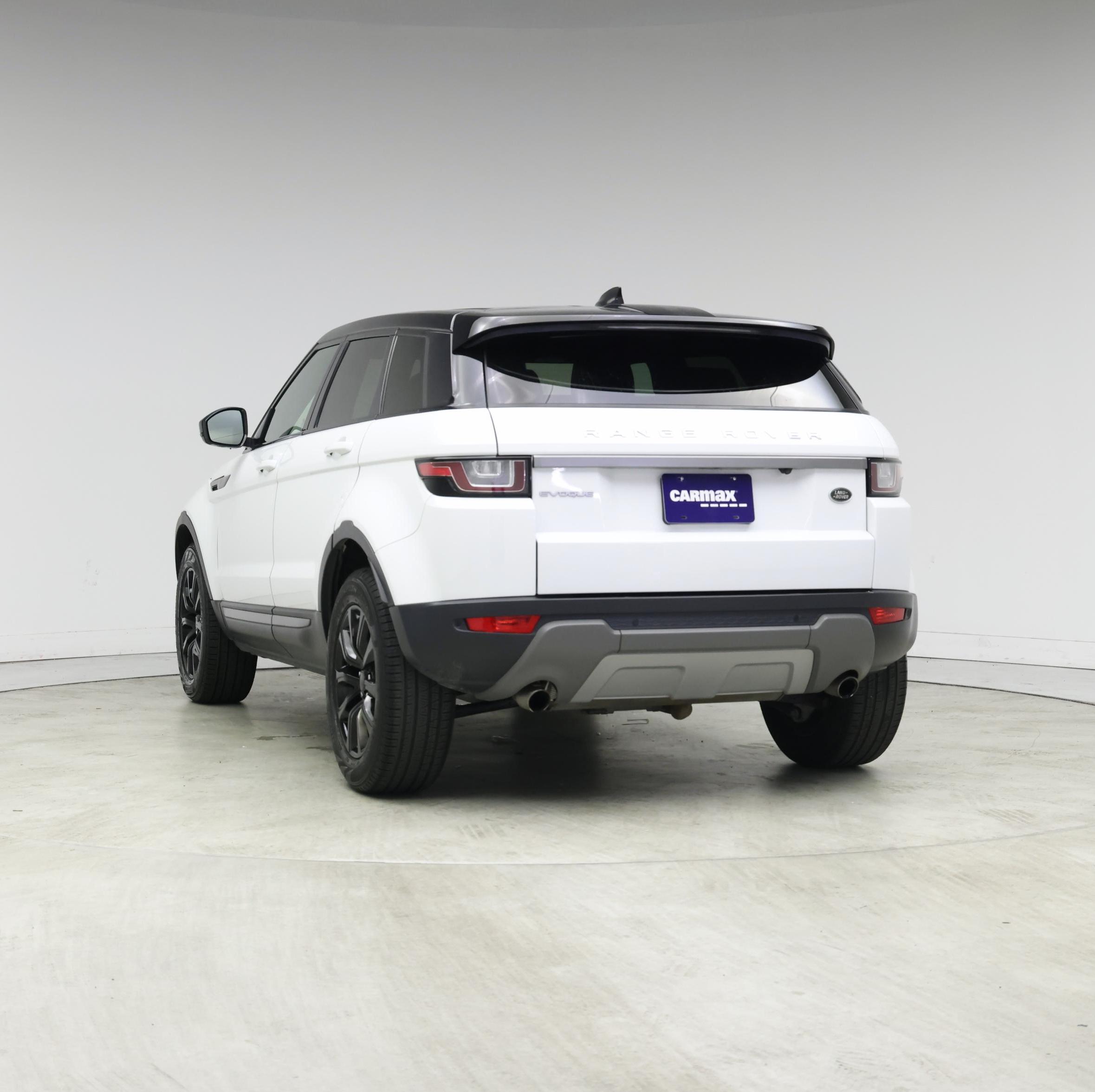 Thumbnail: 2019 Land Rover Range Rover Evoque - 2