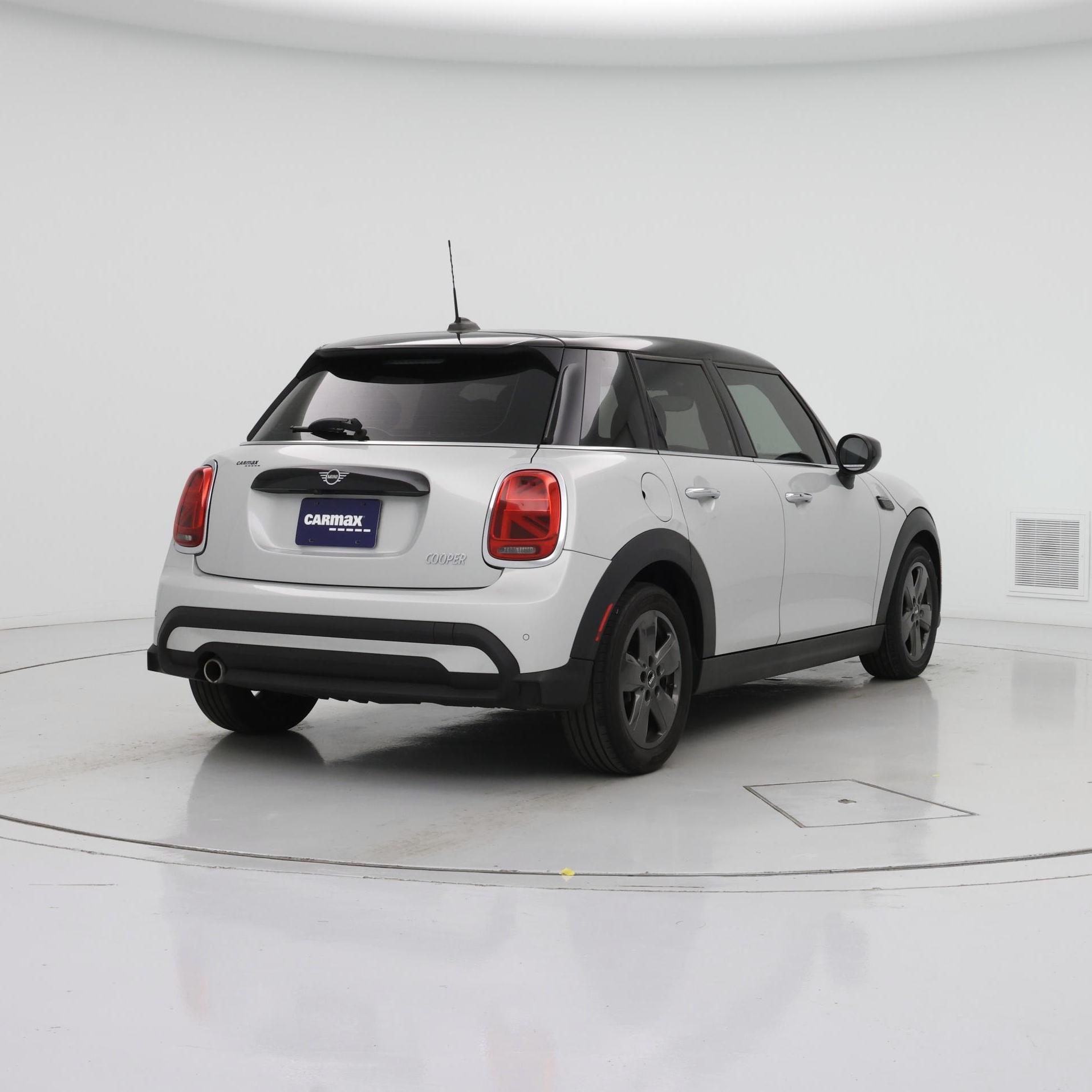 Thumbnail: 2022 MINI Cooper Hardtop - 8