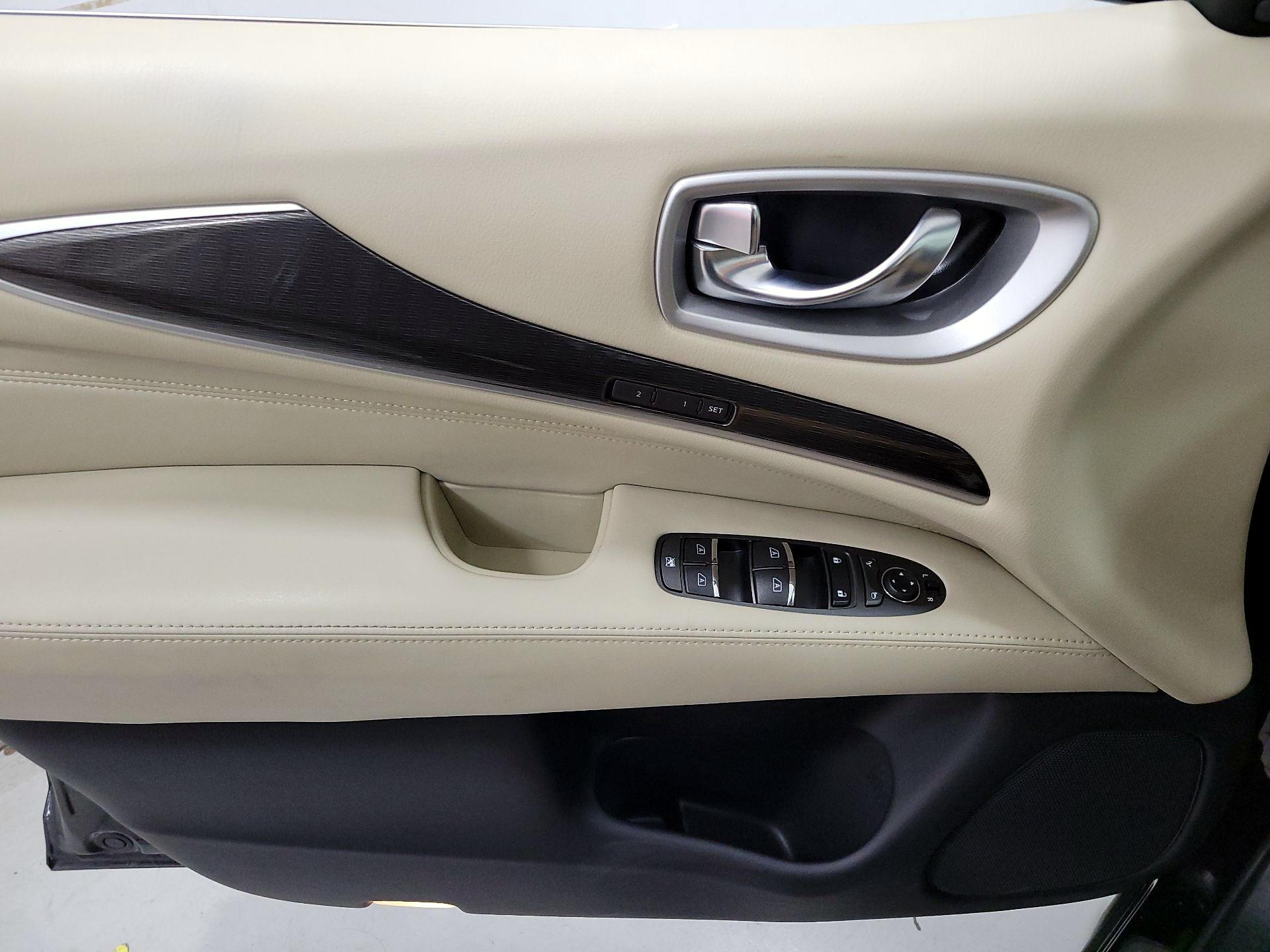 Thumbnail: 2020 INFINITI QX60 - 12