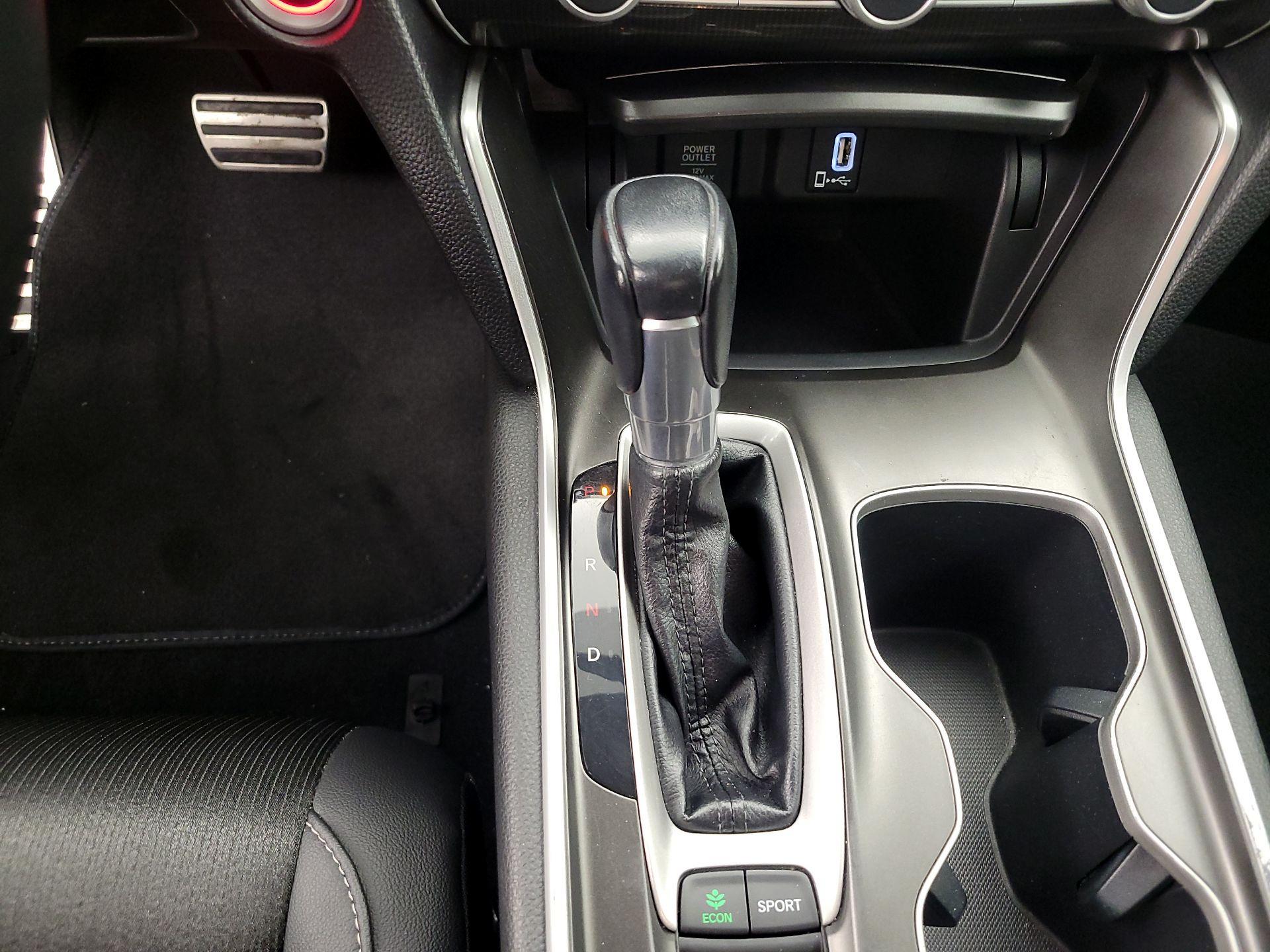 Thumbnail: 2019 Honda Accord - 17