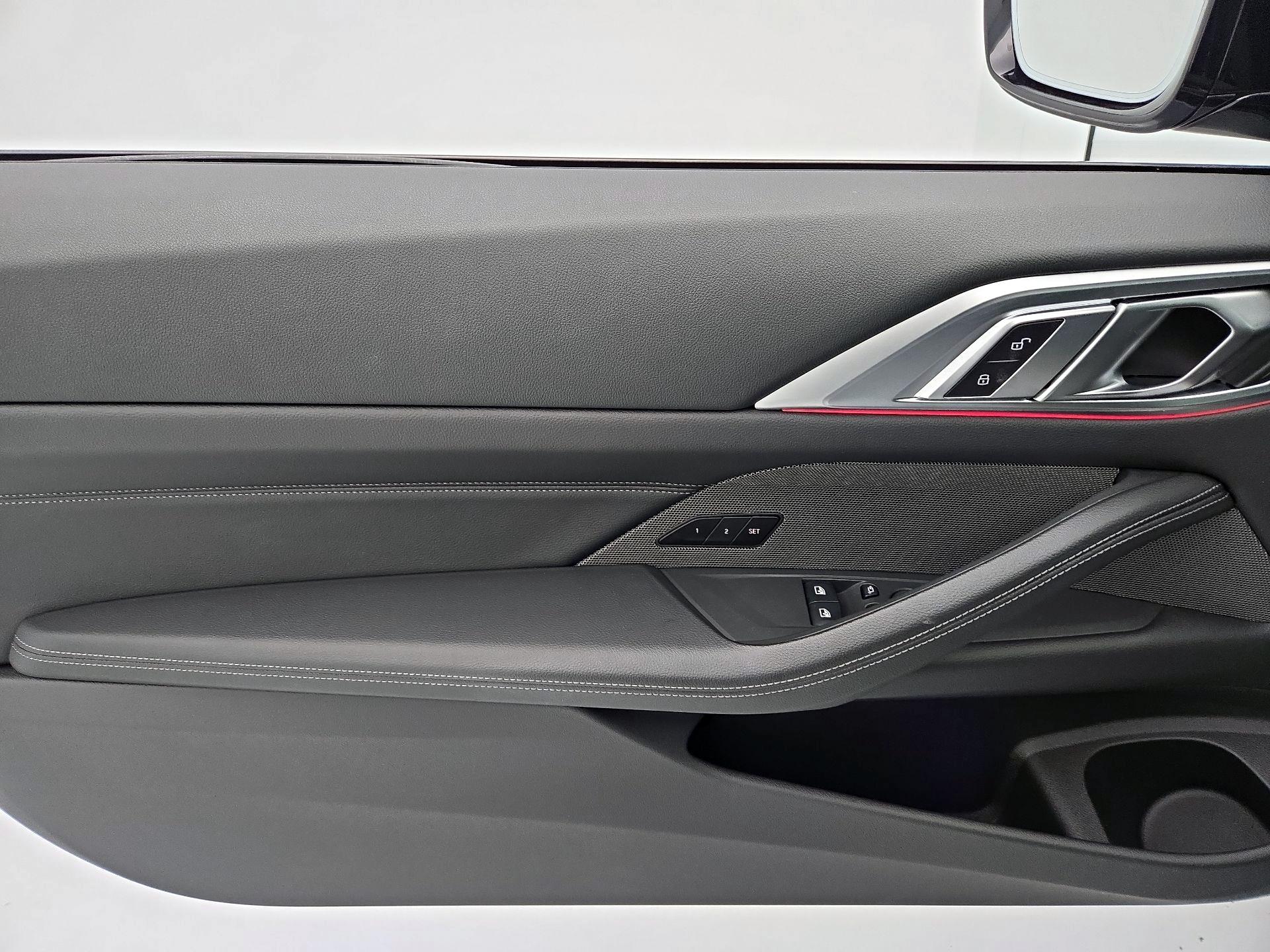 Thumbnail: 2022 BMW 4 Series - 12