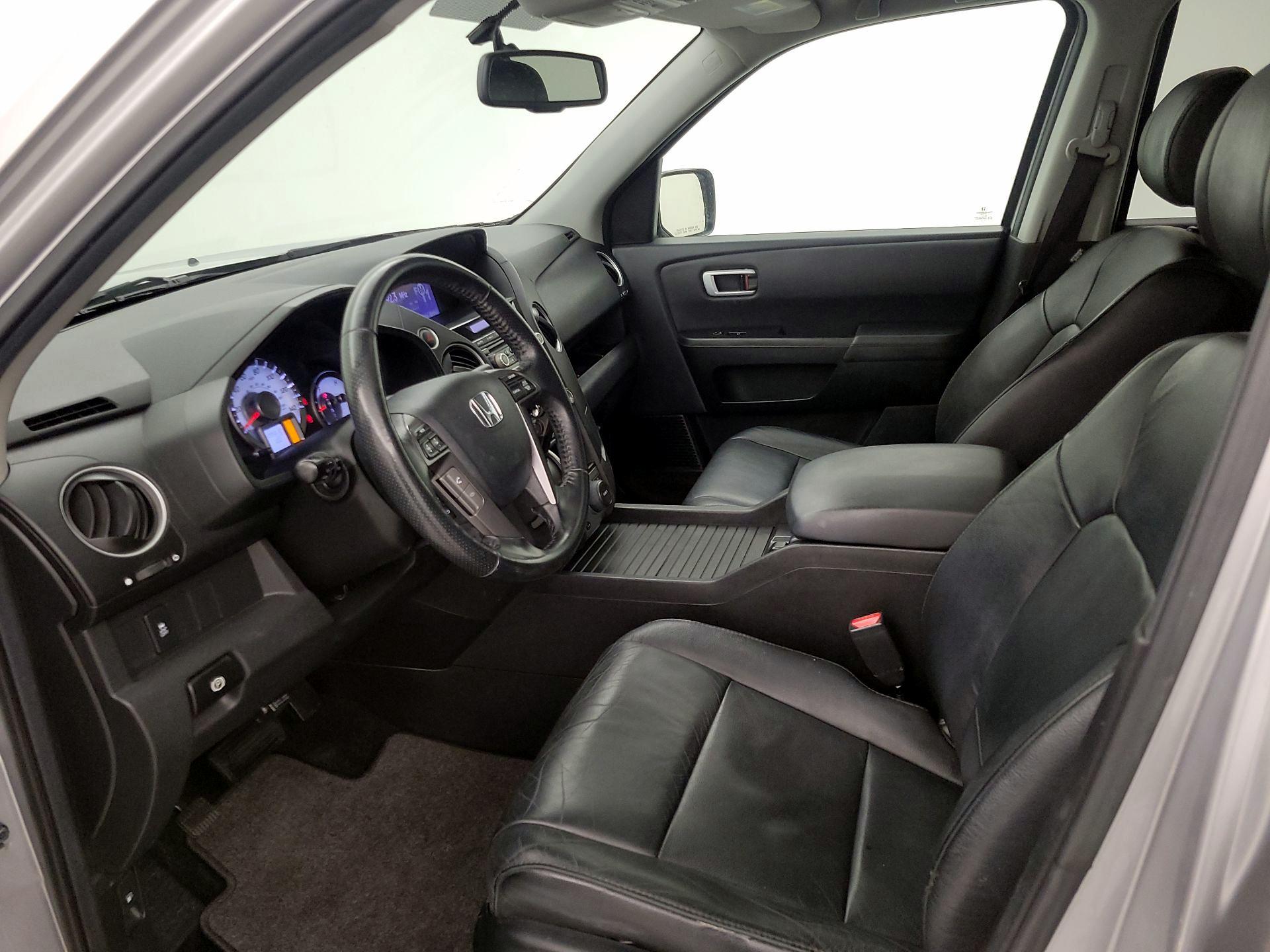 Thumbnail: 2013 Honda Pilot - 11