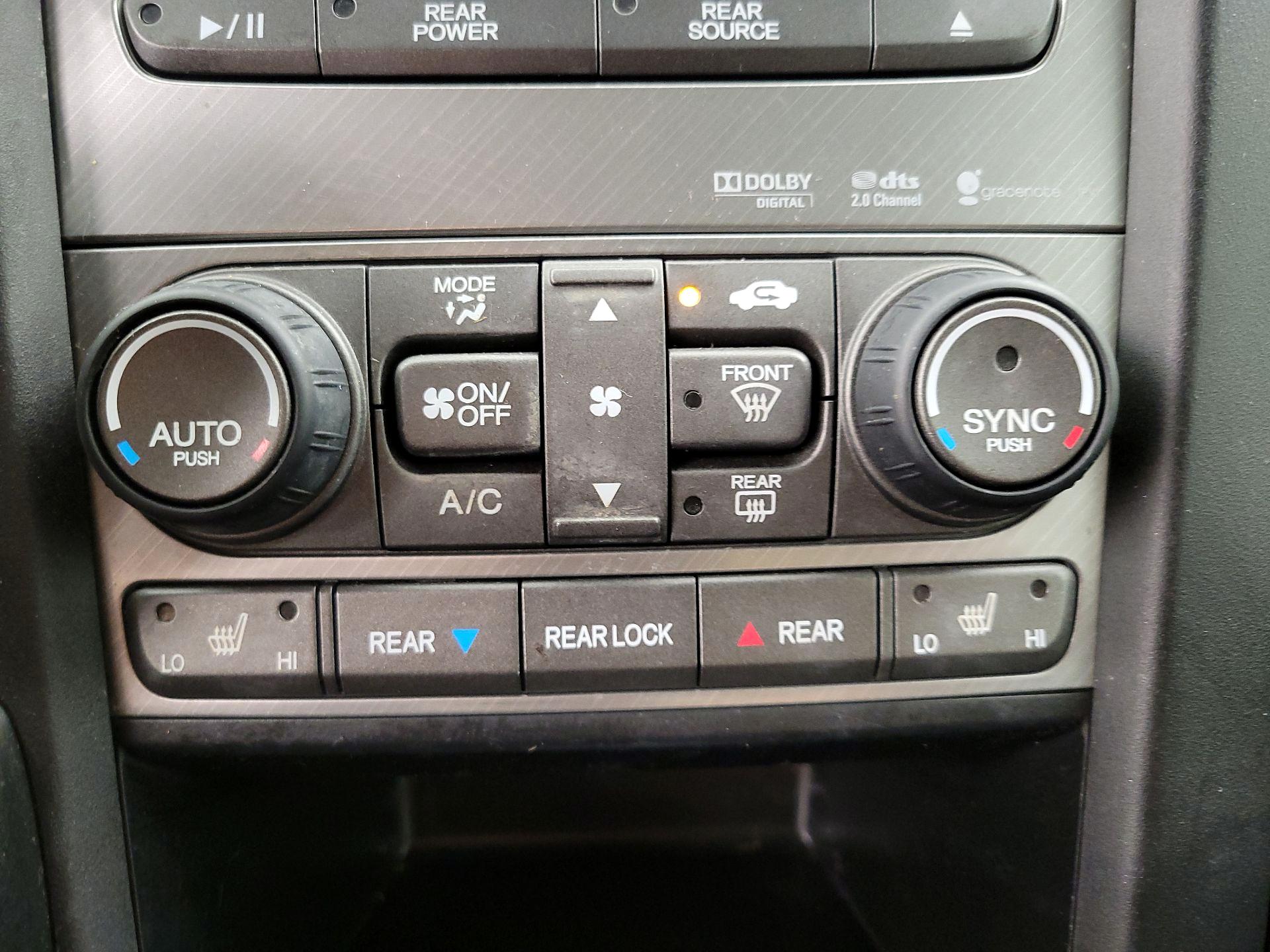 Thumbnail: 2013 Honda Pilot - 16