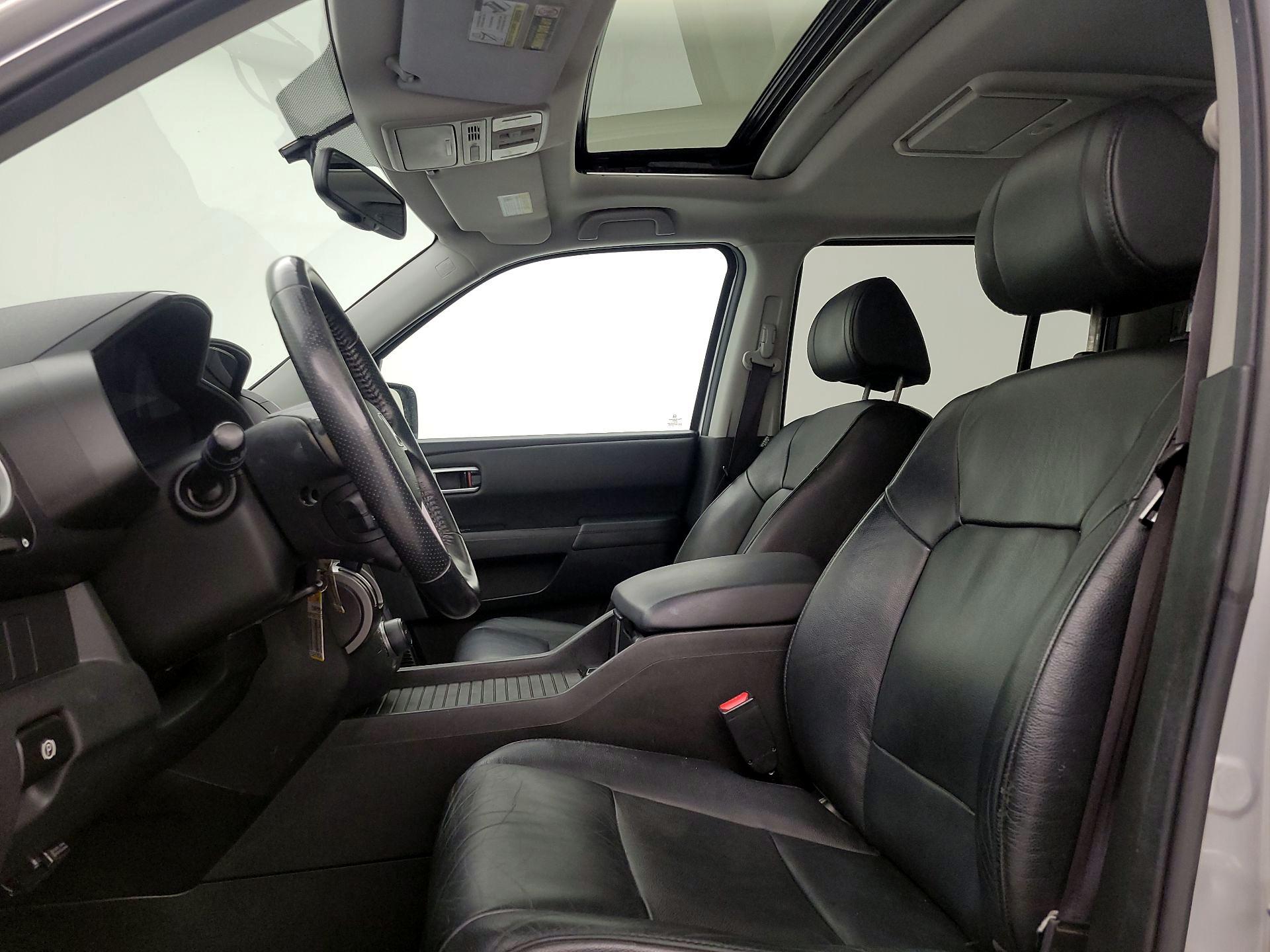 Thumbnail: 2013 Honda Pilot - 19
