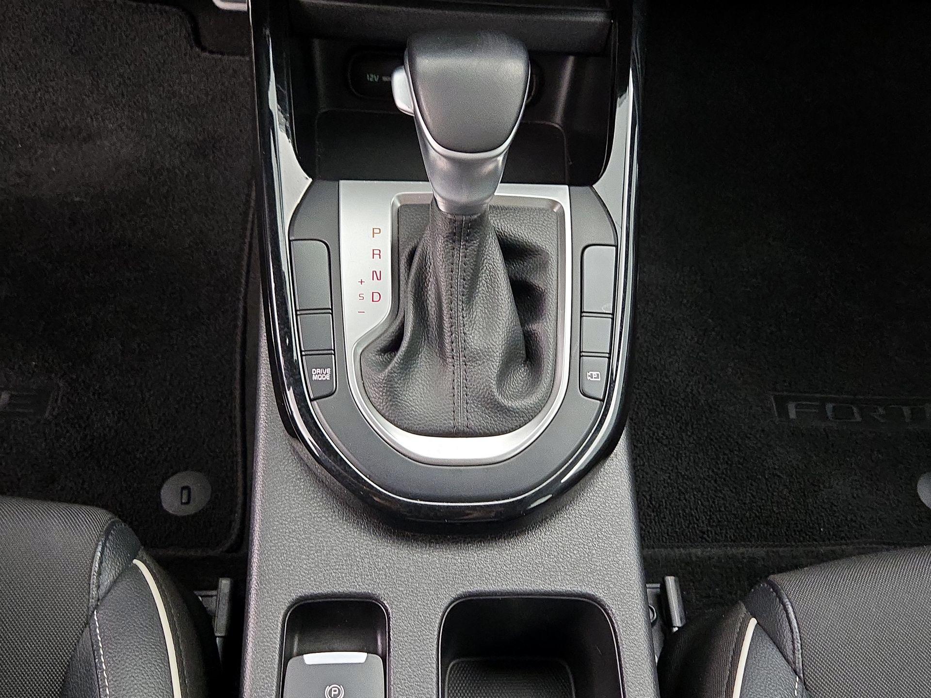 Thumbnail: 2023 Kia Forte - 18