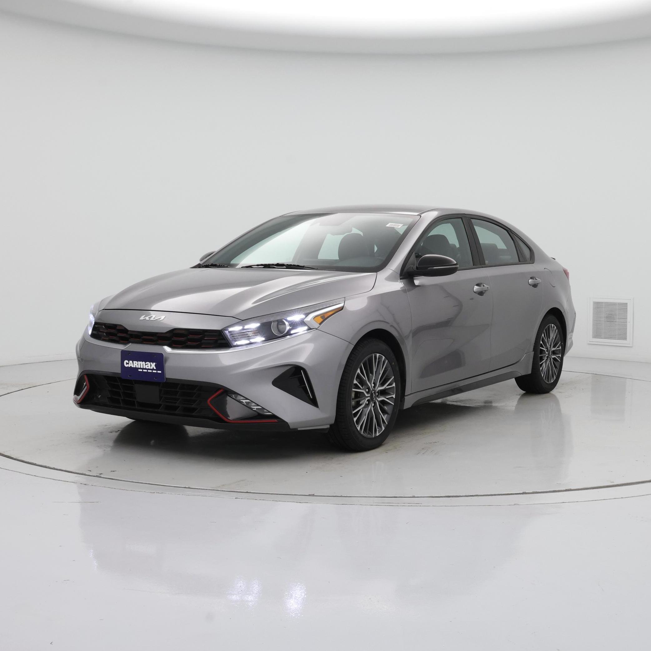 Thumbnail: 2023 Kia Forte - 4
