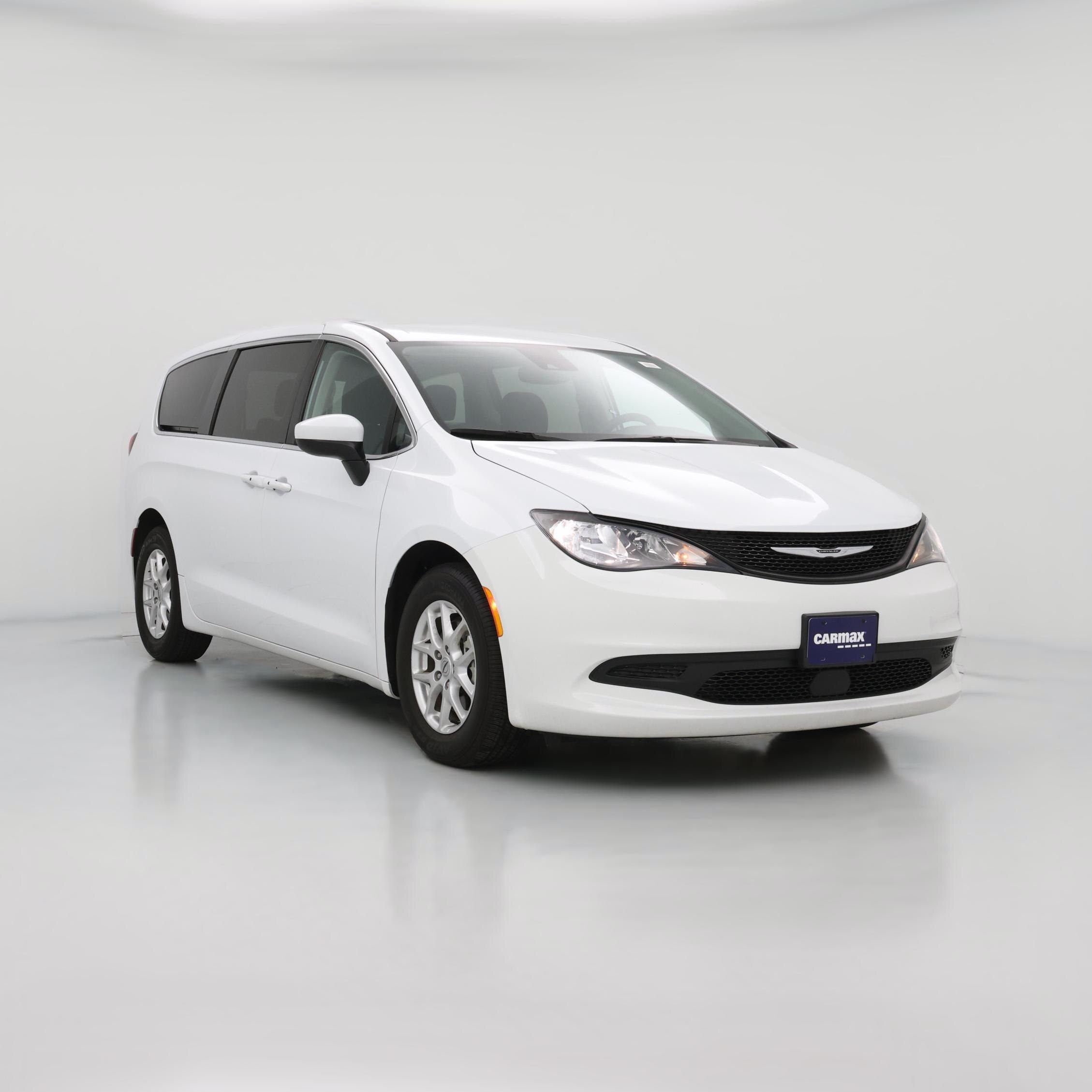 Thumbnail: 2022 Chrysler Voyager - 1