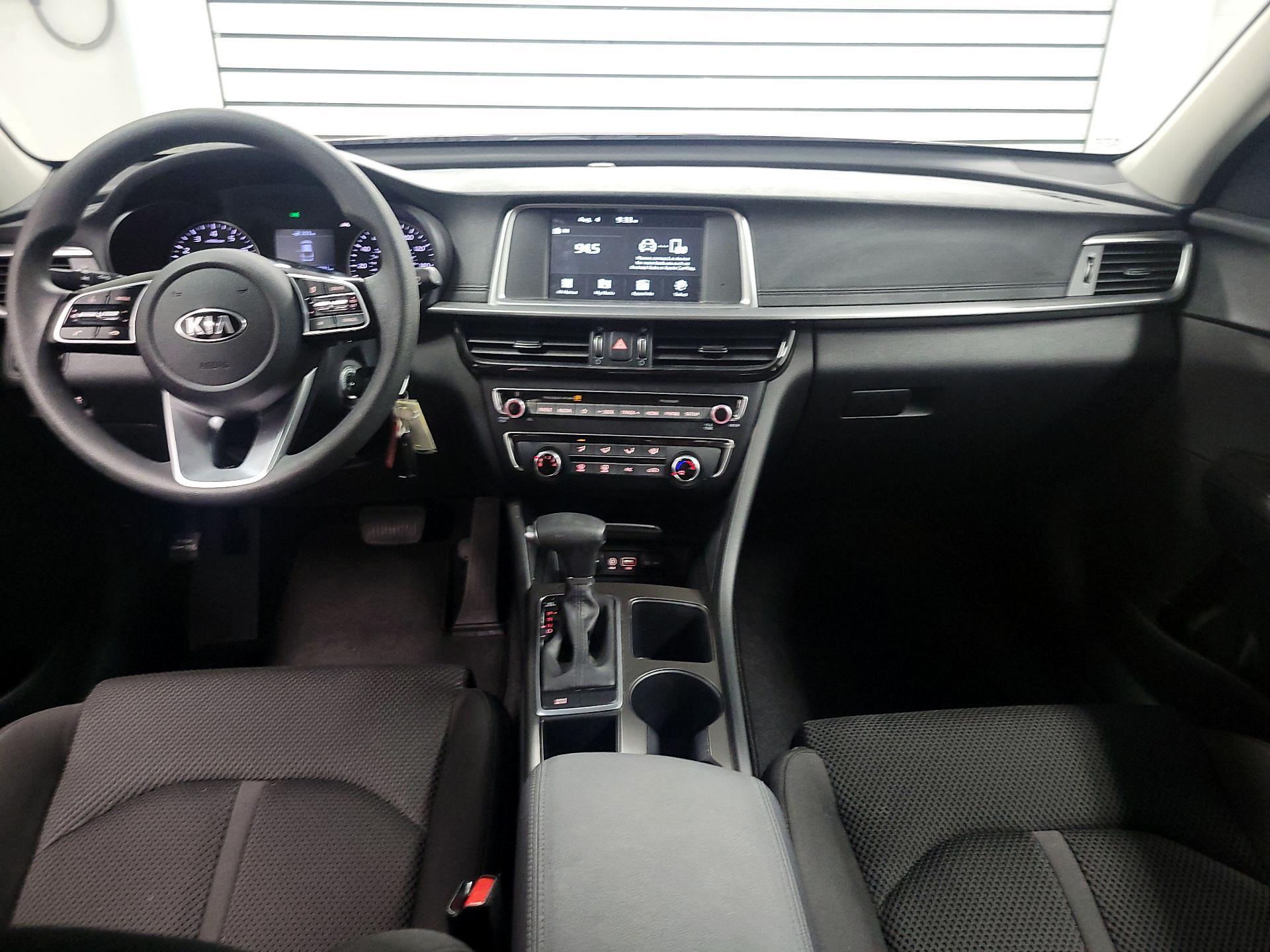 Thumbnail: 2020 Kia Optima - 9