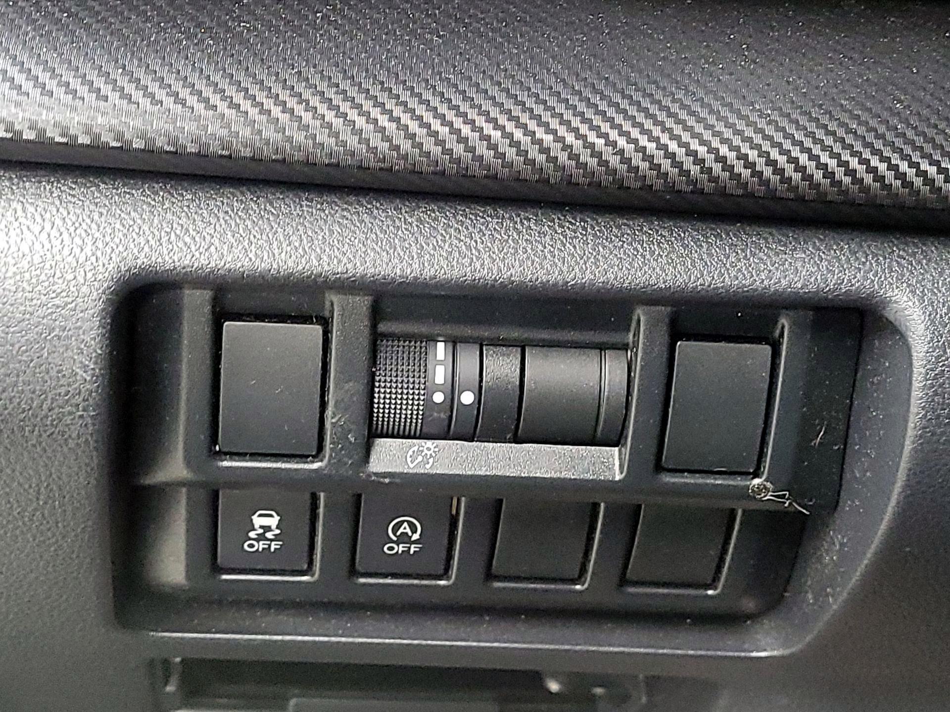 Thumbnail: 2020 Subaru Crosstrek - 13