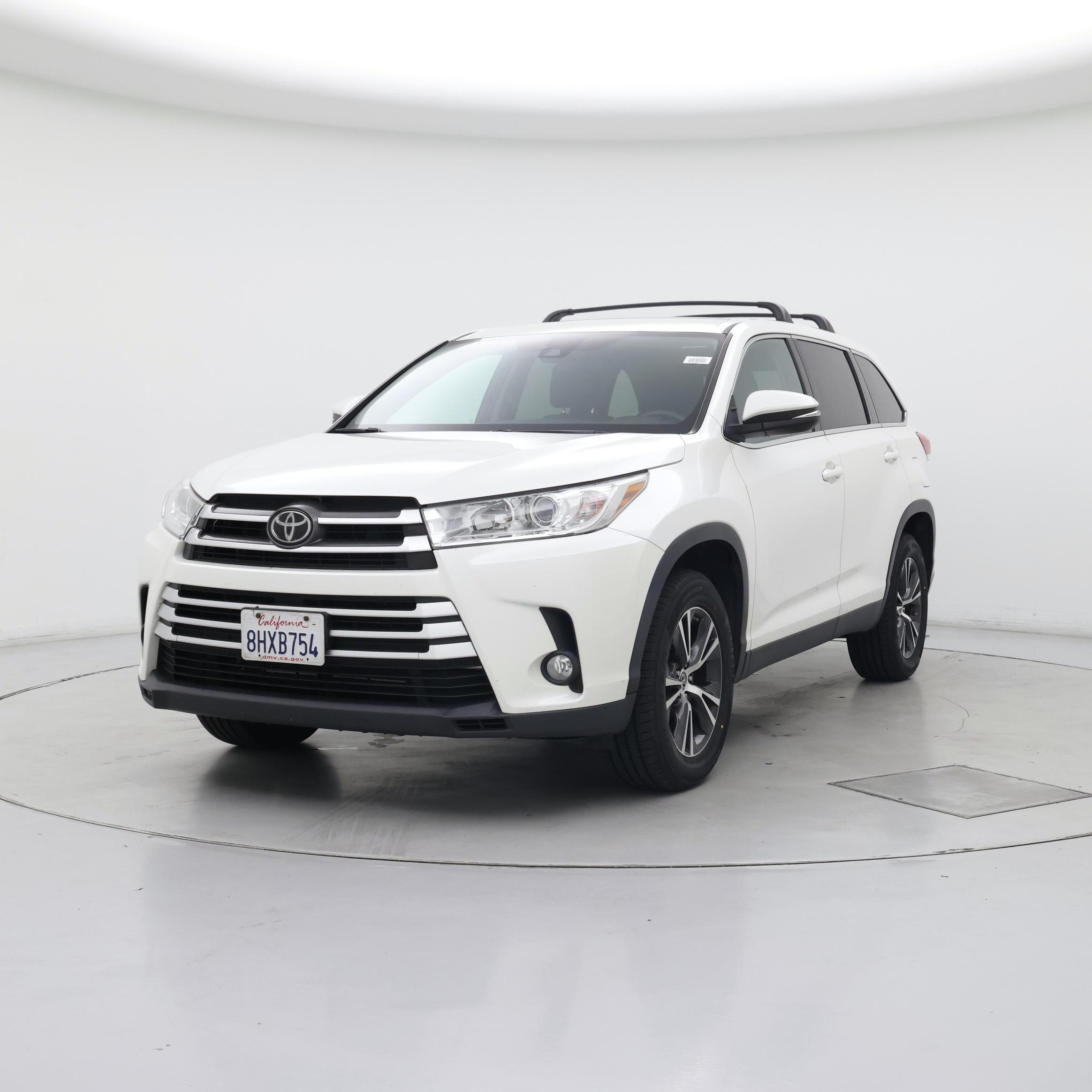 Thumbnail: 2019 Toyota Highlander - 4