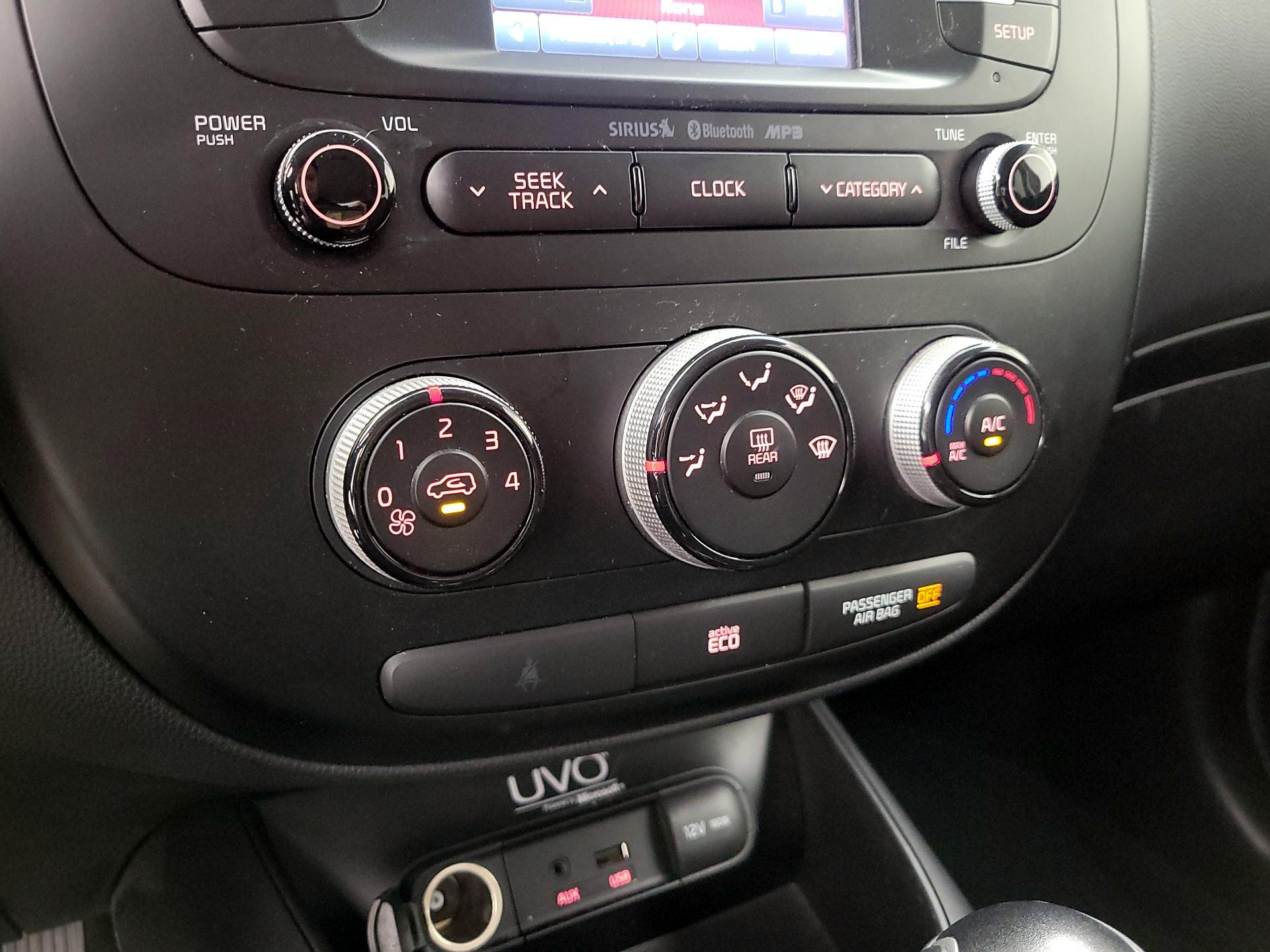 Thumbnail: 2014 Kia Soul - 16
