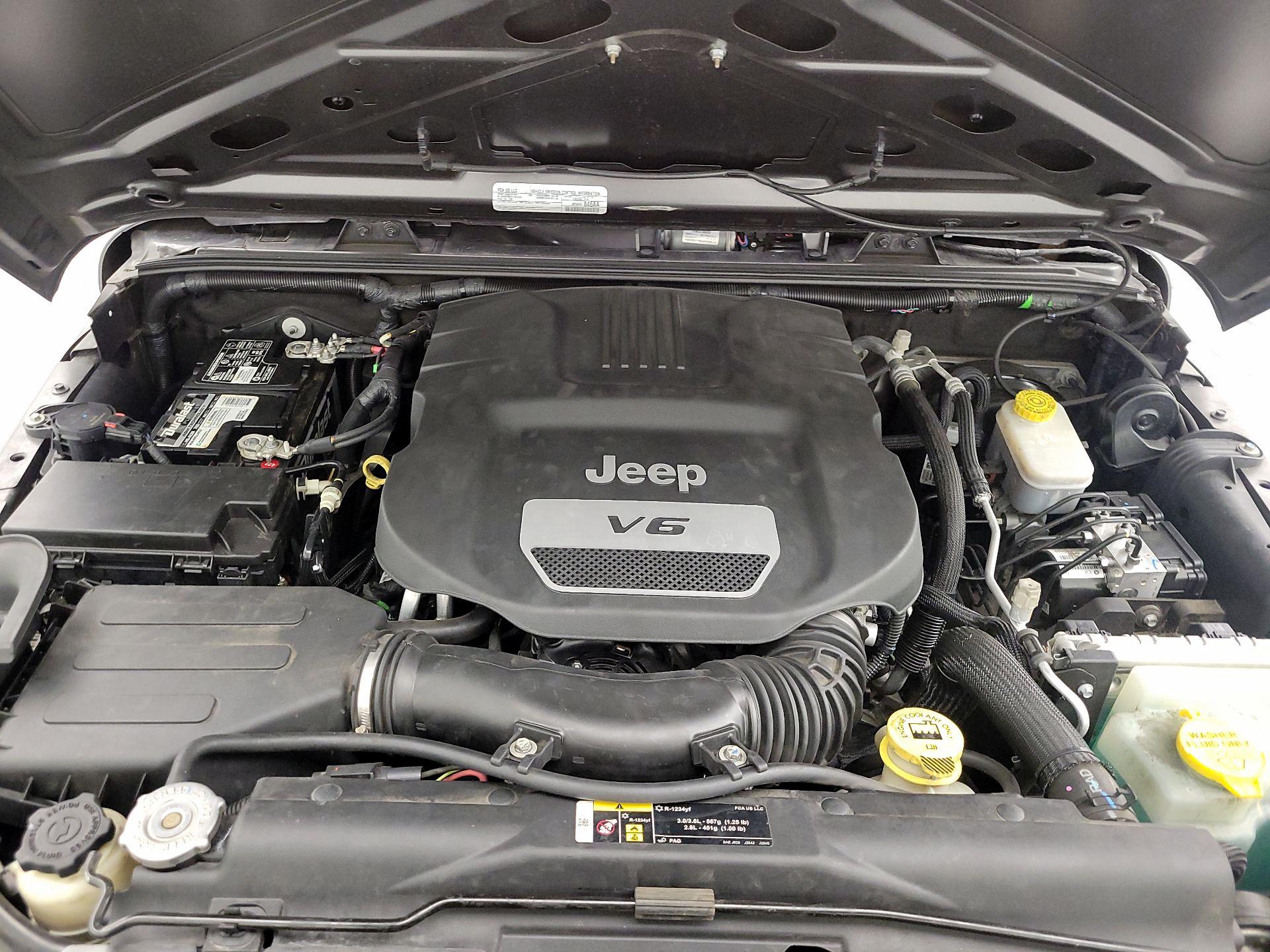 Thumbnail: 2017 Jeep Wrangler - 19