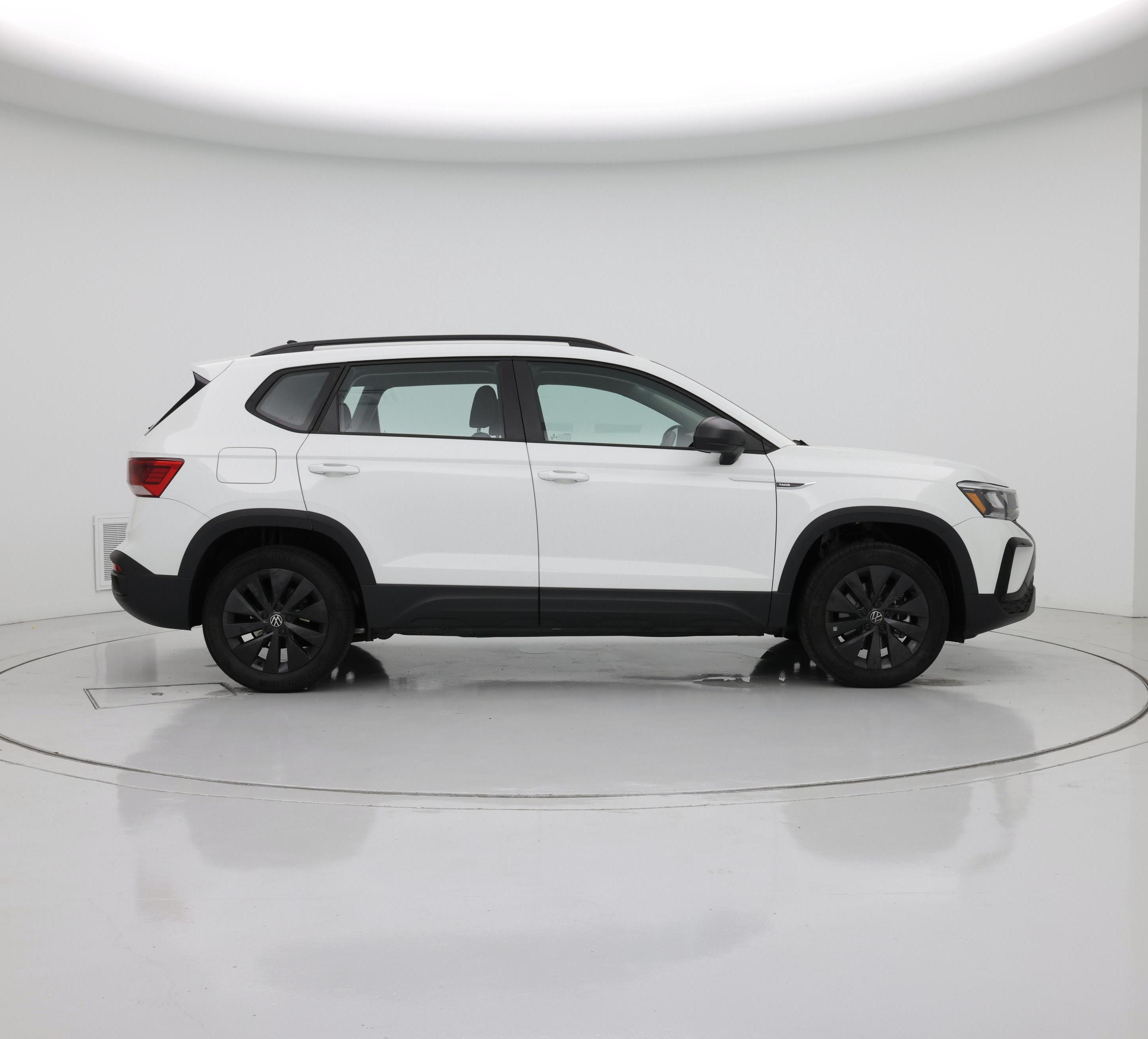 Thumbnail: 2024 Volkswagen Taos - 7