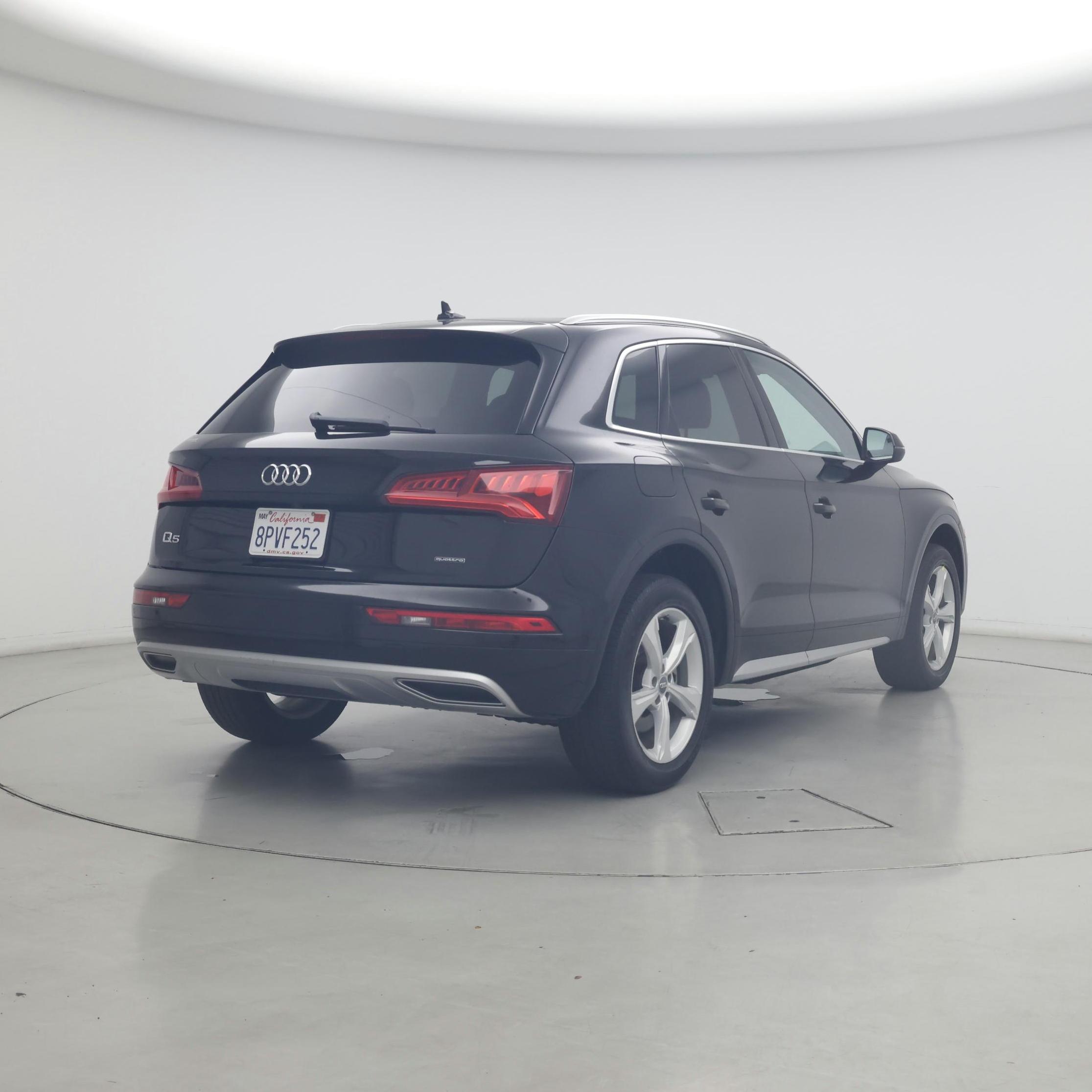 Thumbnail: 2020 Audi Q5 - 8