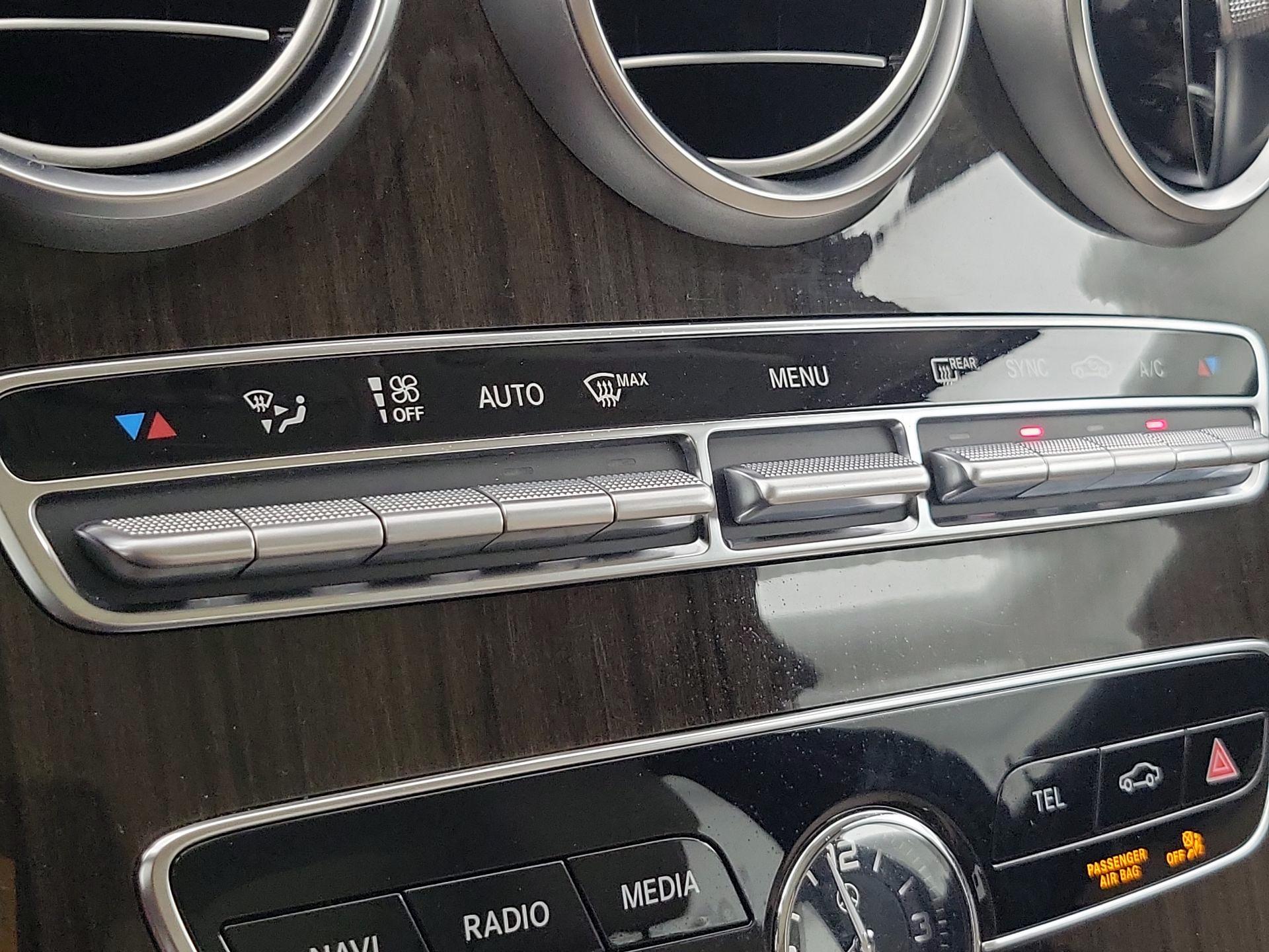 Thumbnail: 2019 Mercedes-Benz C-Class - 16
