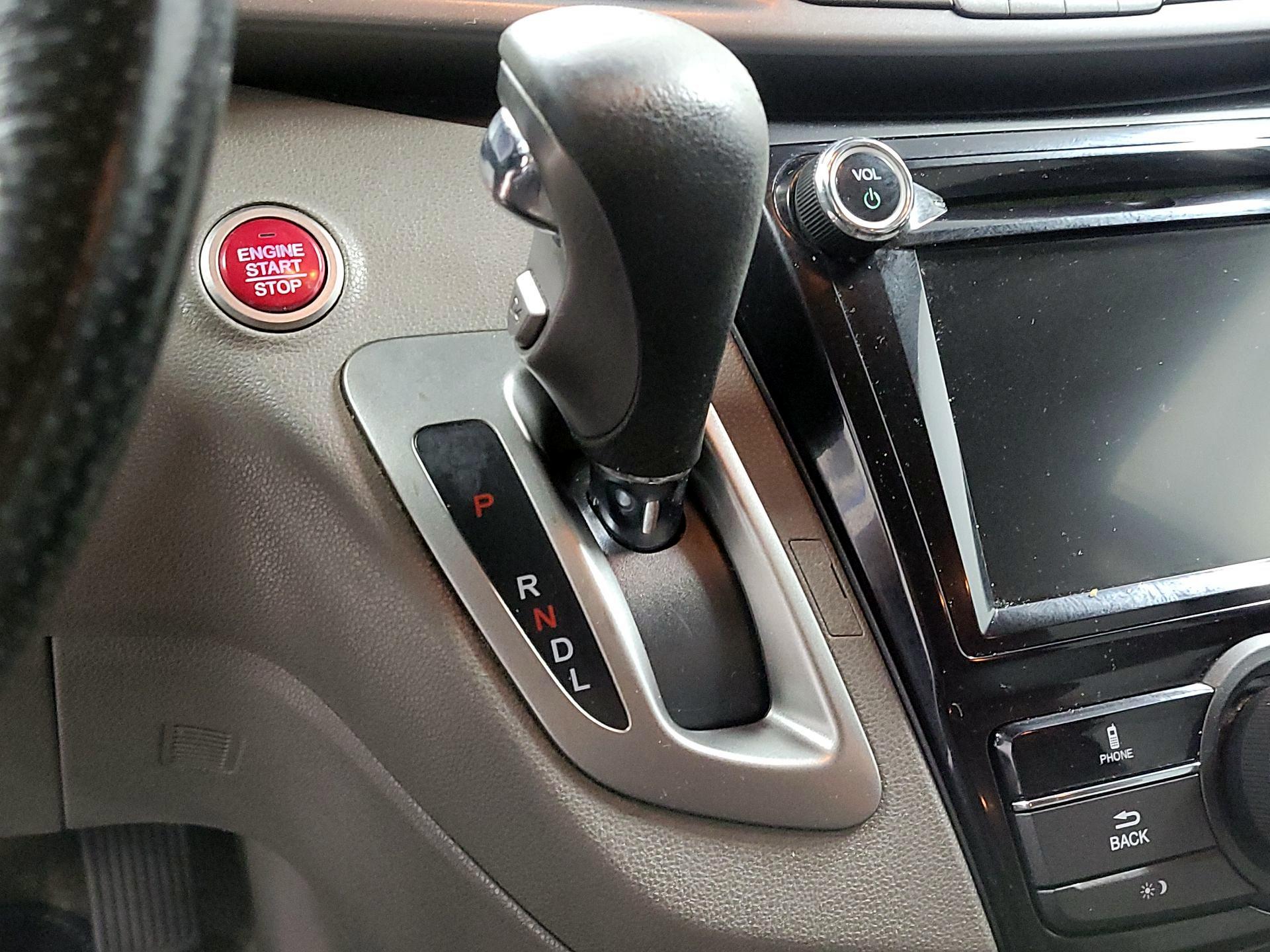 Thumbnail: 2015 Honda Odyssey - 17
