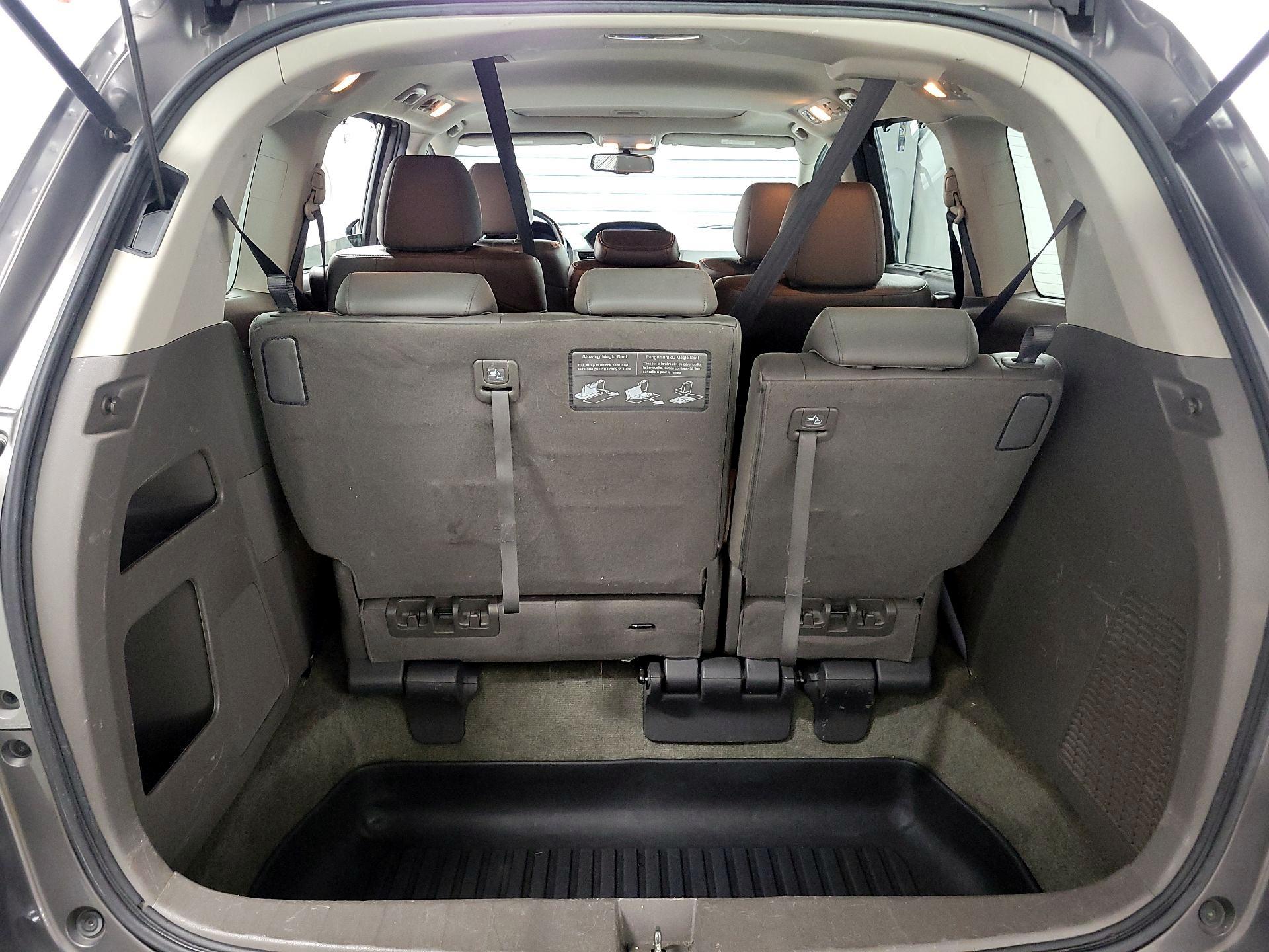 Thumbnail: 2015 Honda Odyssey - 19