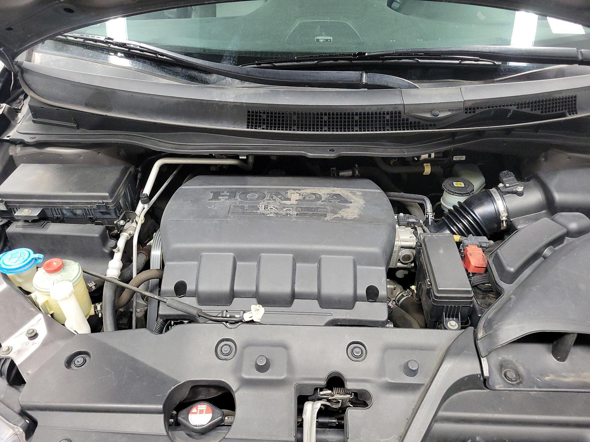 Thumbnail: 2015 Honda Odyssey - 20