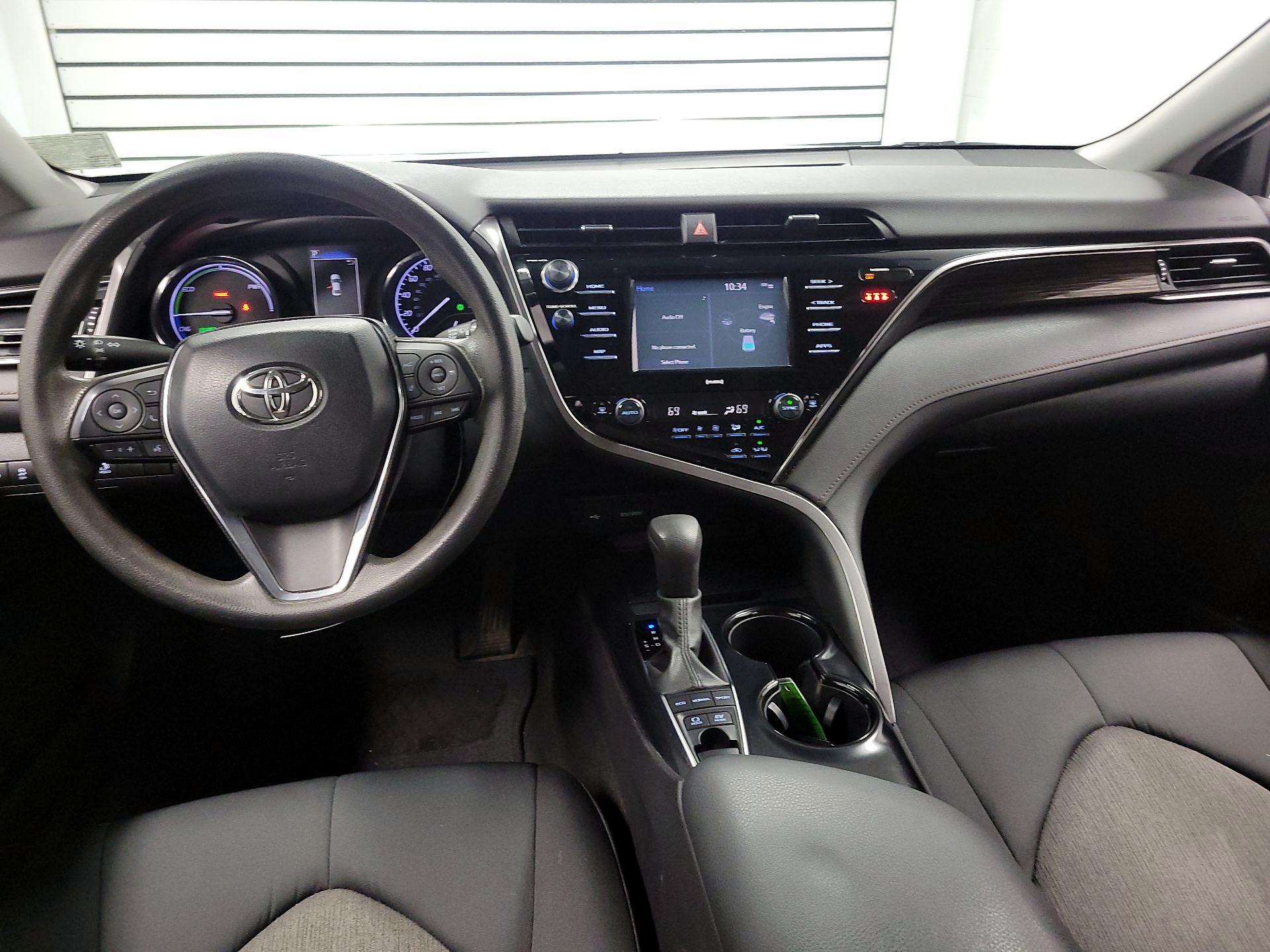 Thumbnail: 2020 Toyota Camry - 9