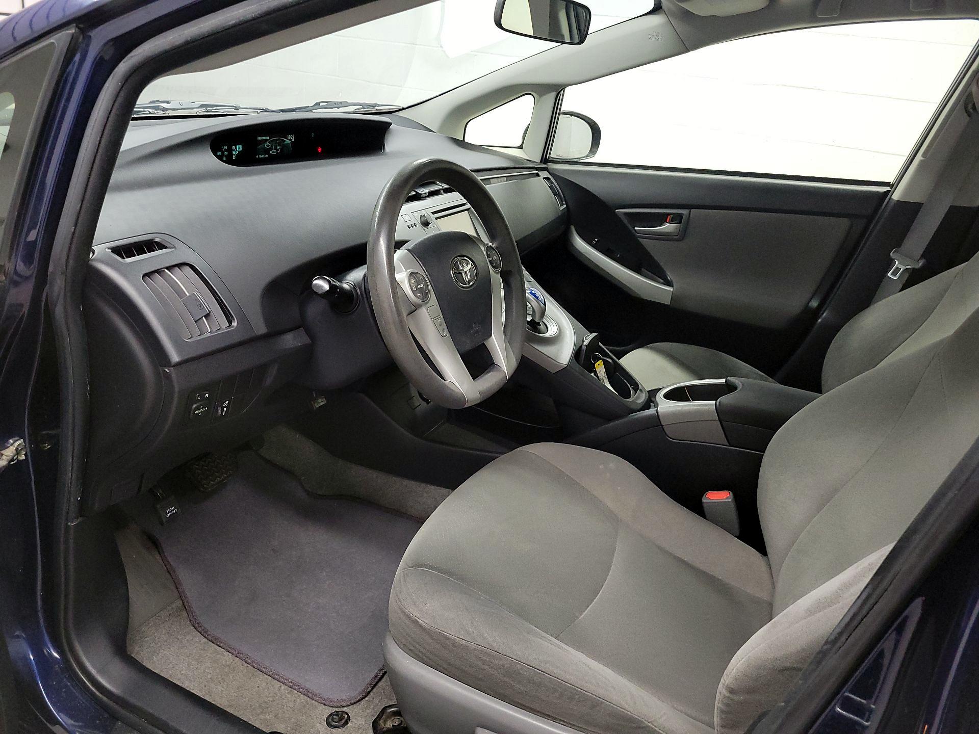 Thumbnail: 2014 Toyota Prius - 11