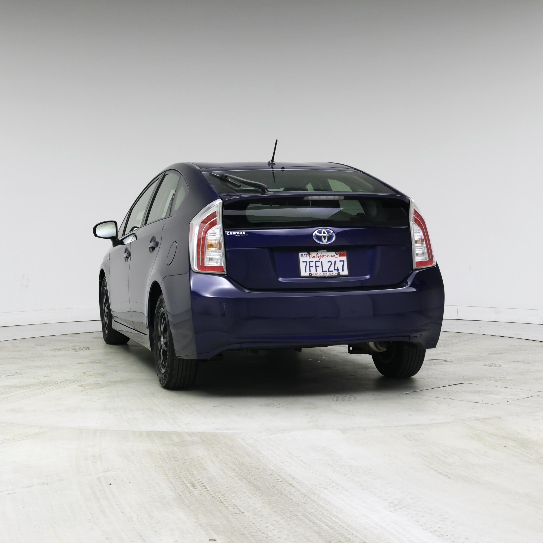 Thumbnail: 2014 Toyota Prius - 6
