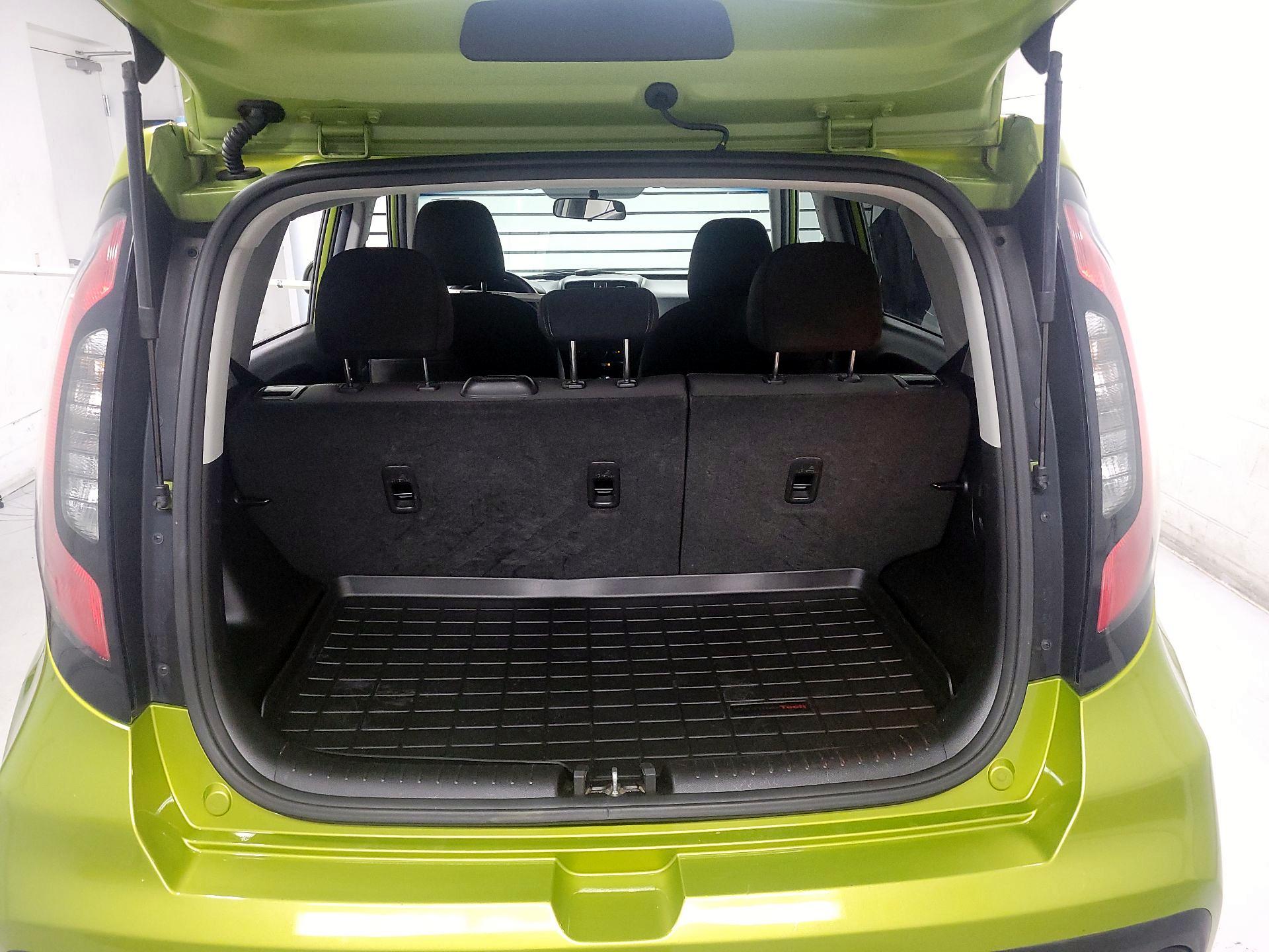 Thumbnail: 2017 Kia Soul - 17